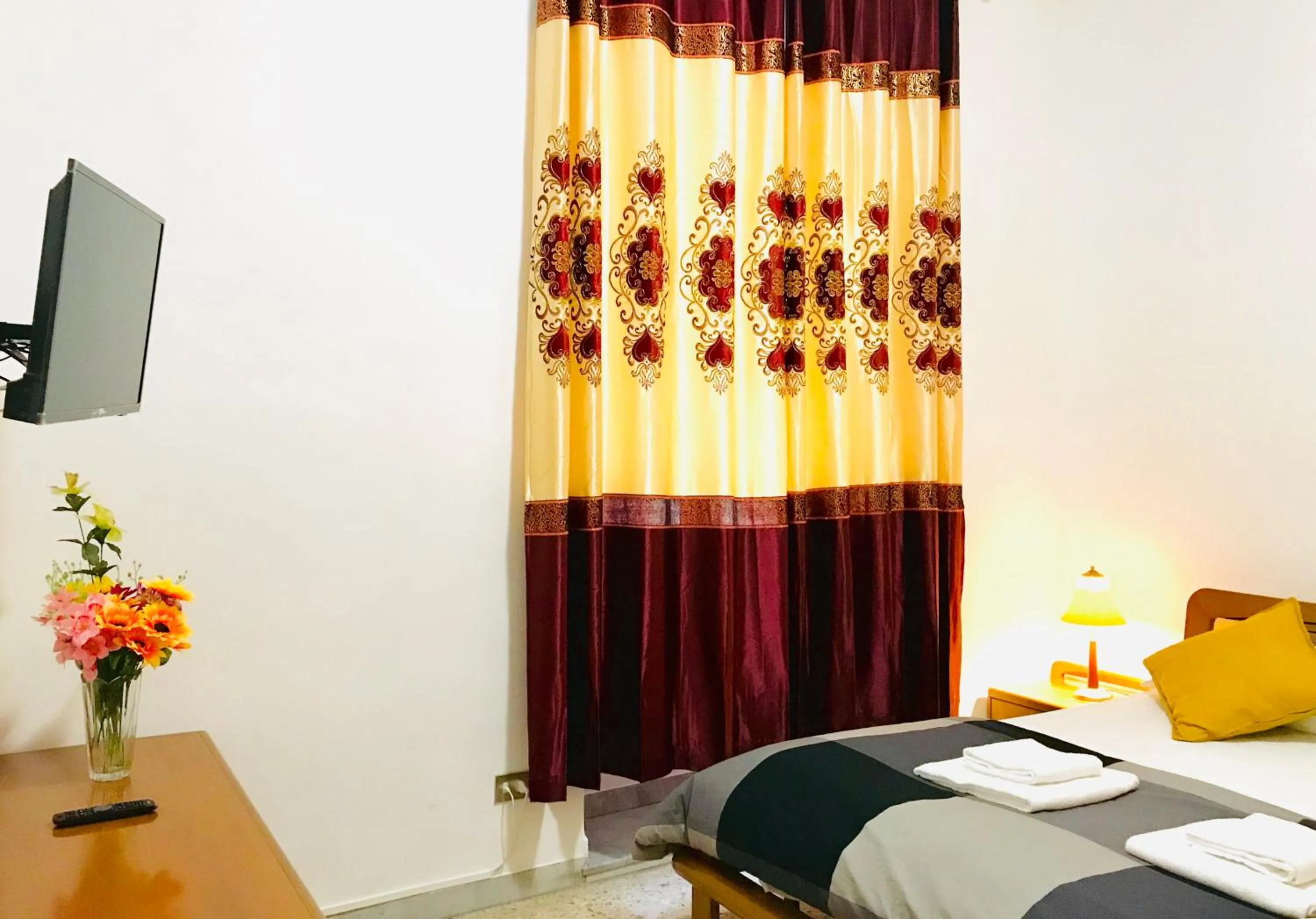 Photo of the whole room, Bed in COLOSSEUM LUXURY ROOM