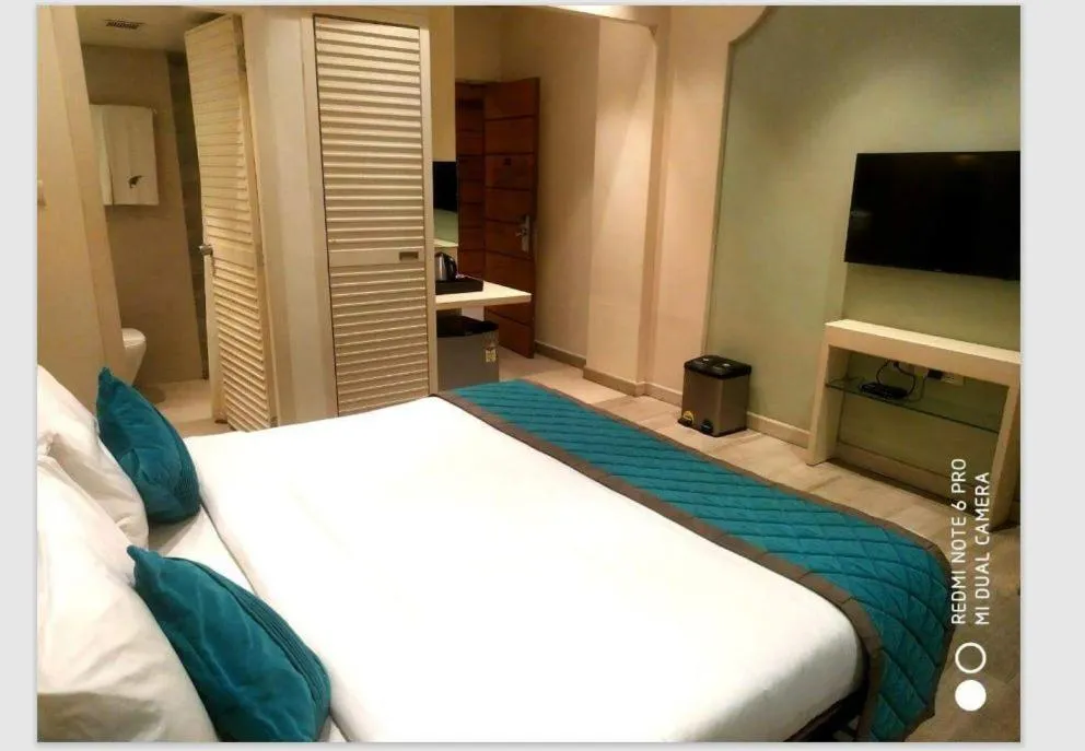 Ibiza The Fern Resort & Spa, Kolkata