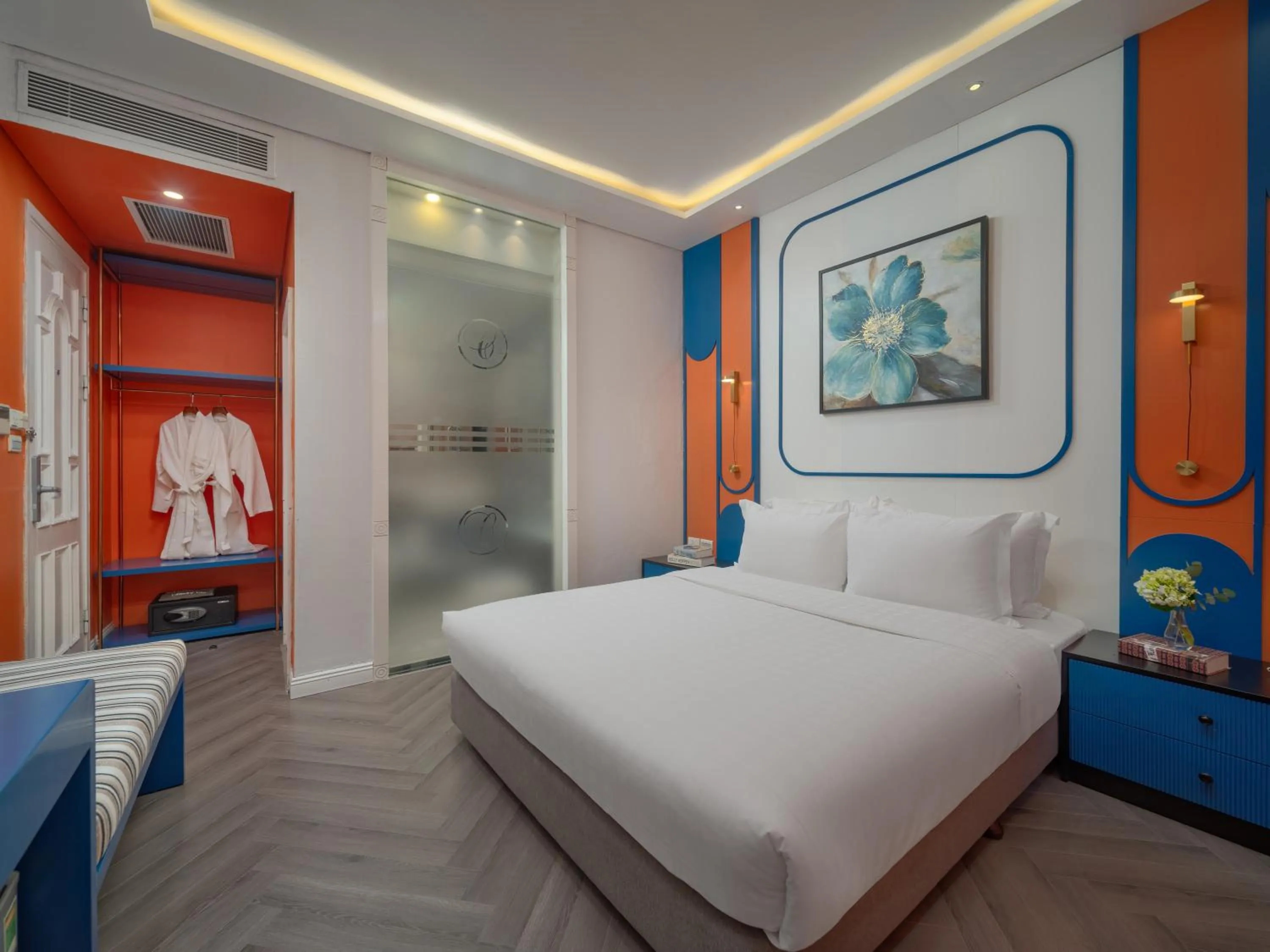 Bed in Minerva Church Hotel