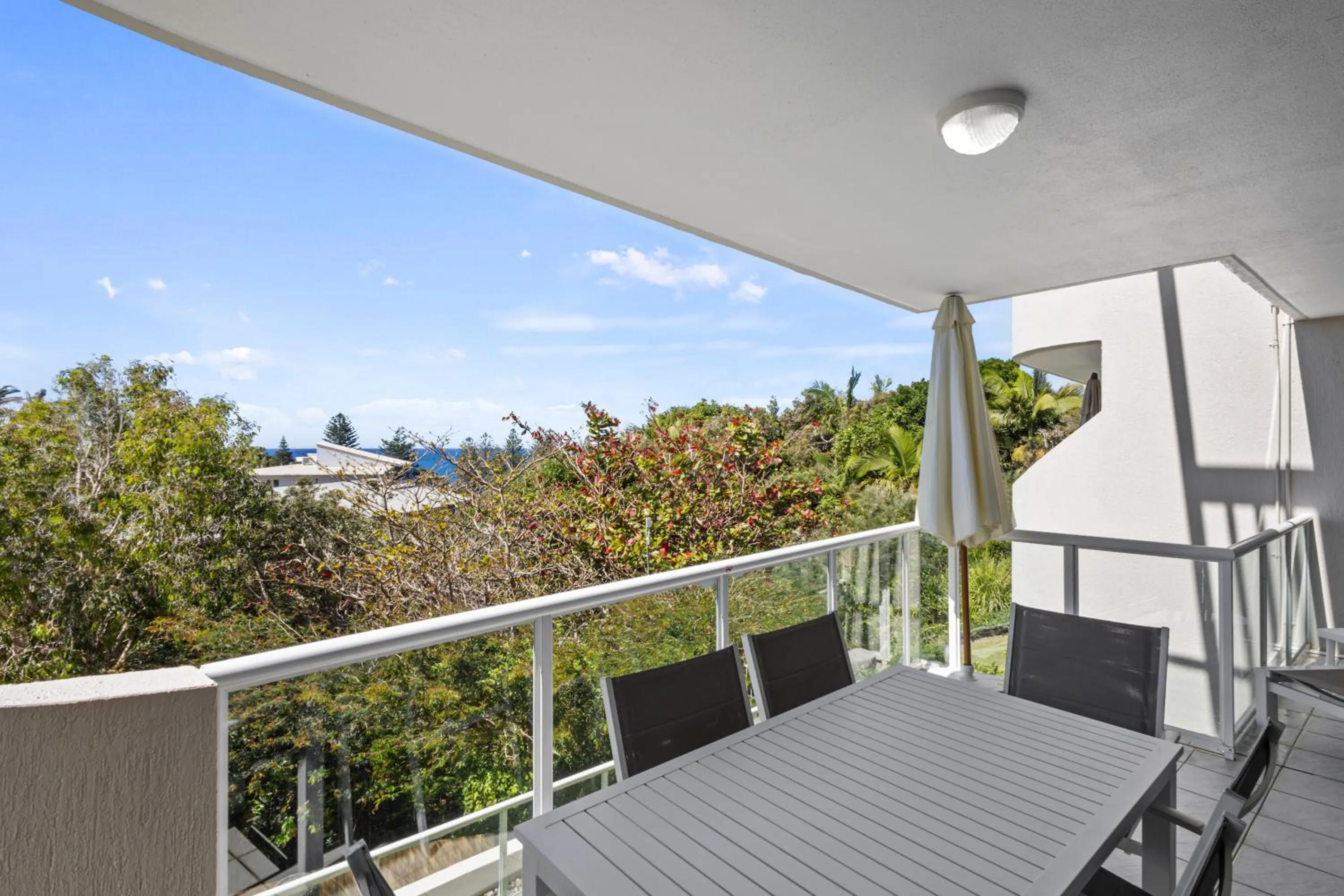 Natural landscape in Sunshine Vista