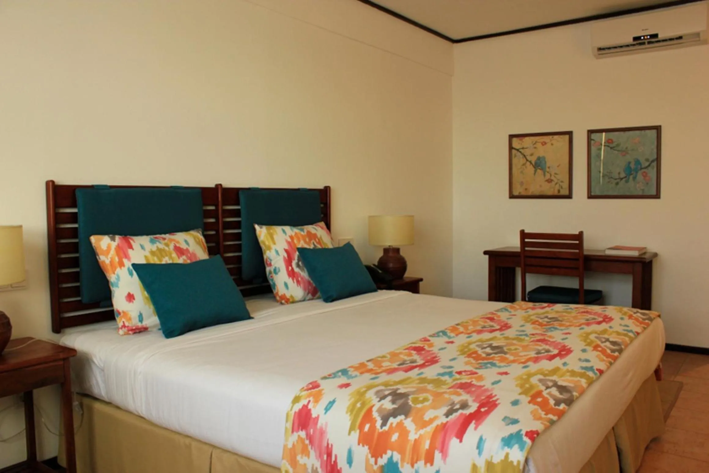 Deluxe Double or Twin Room in Hotel Timor