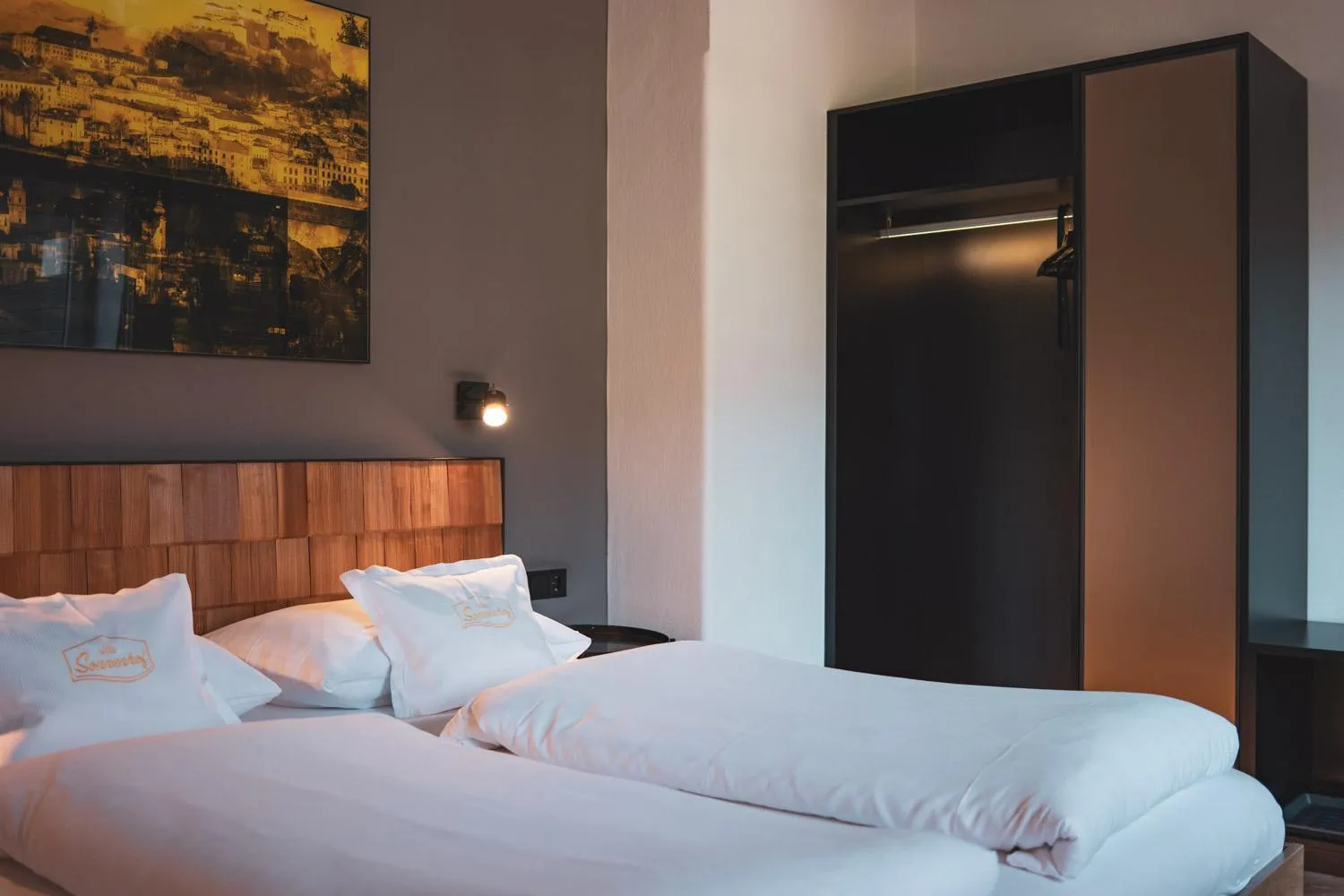 Bed in Villa Sonnenhof Boutique-Hotel