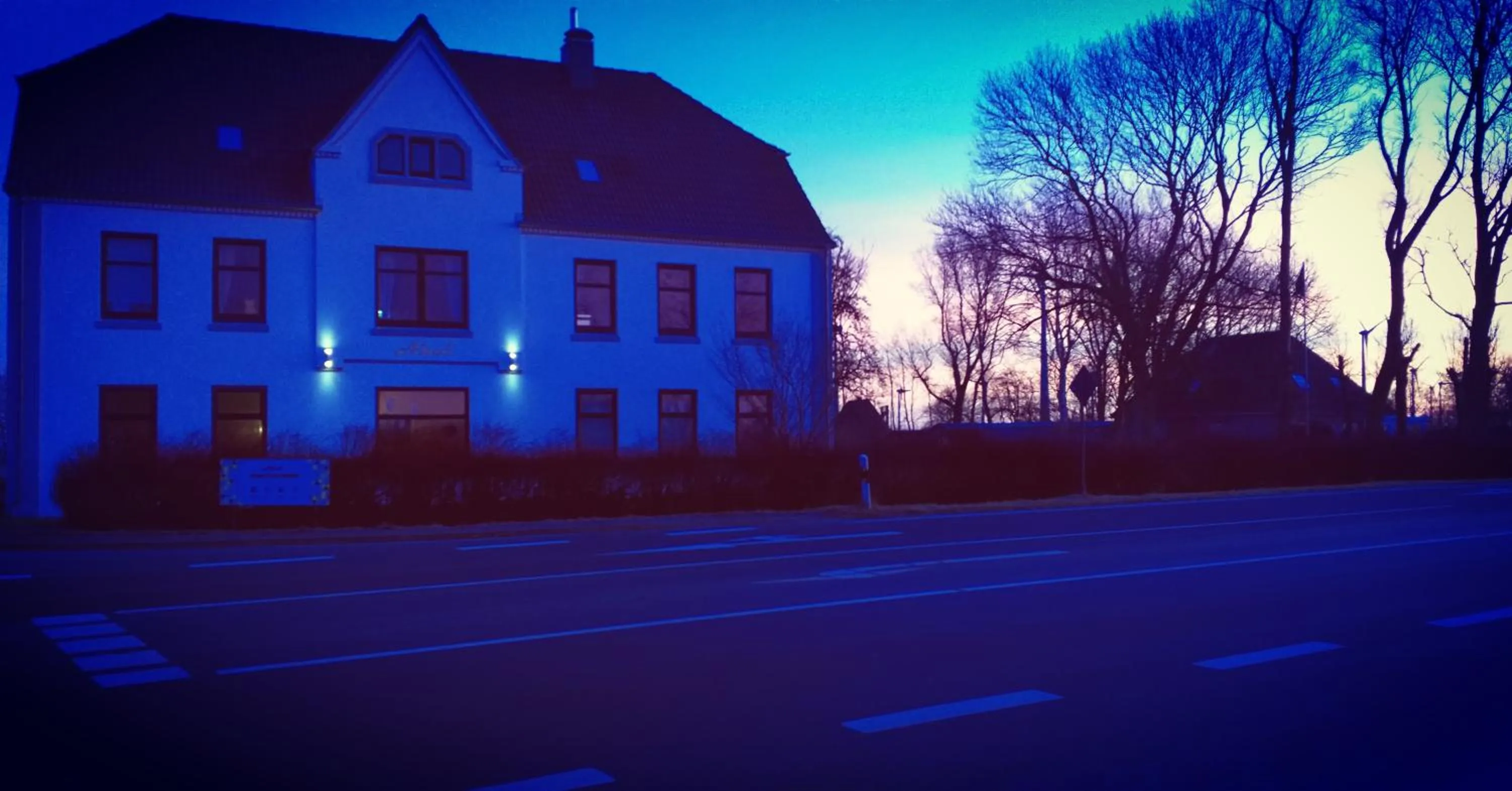 Property building in Ahoi