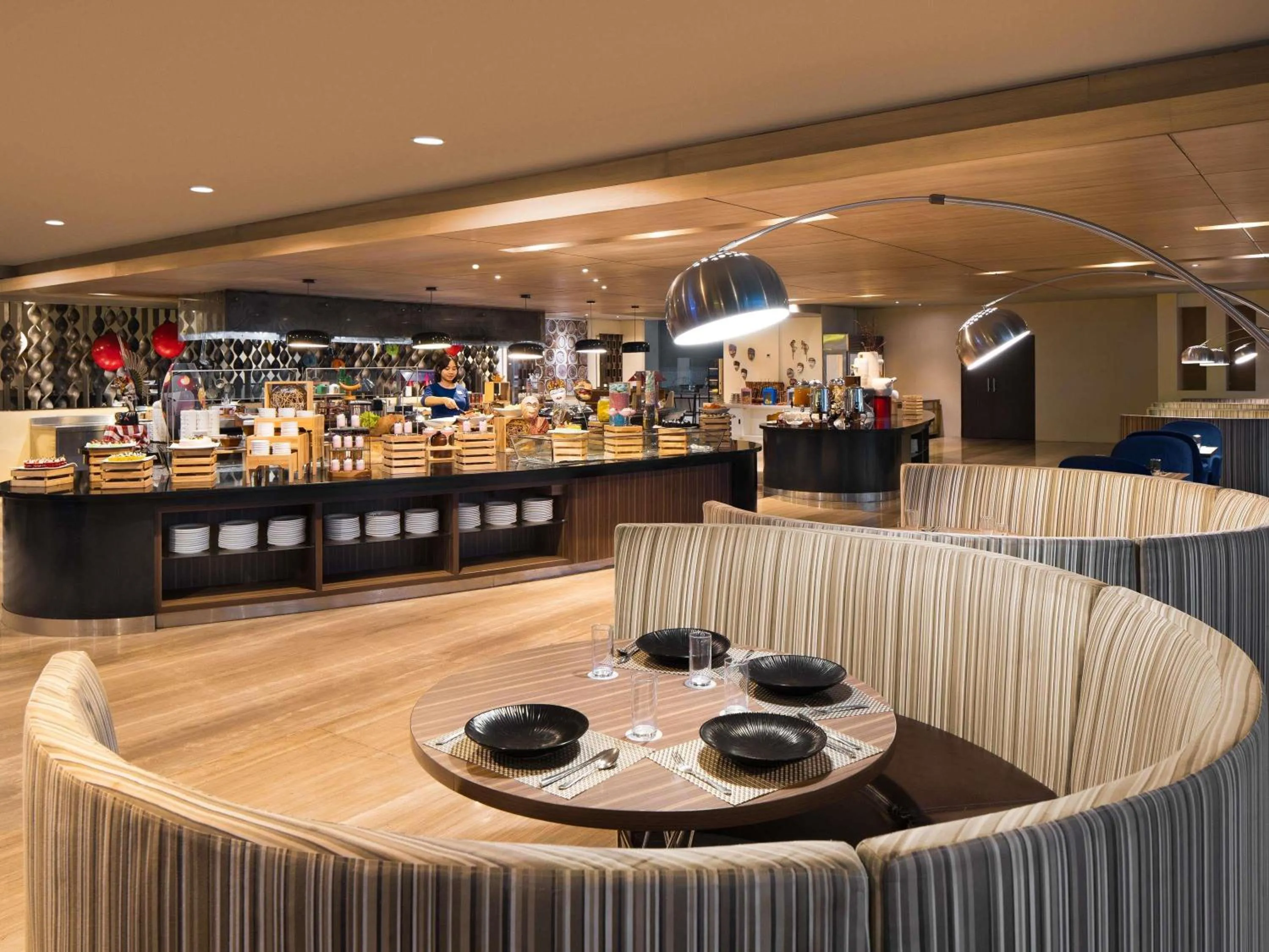 Restaurant/places to eat in Novotel Jakarta Gajah Mada