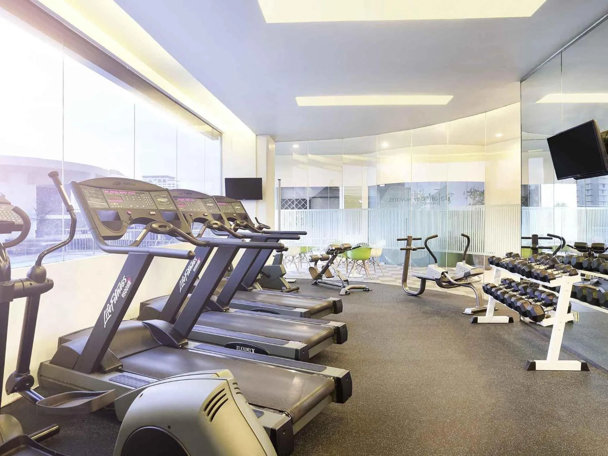 Fitness centre/facilities in Novotel Jakarta Gajah Mada