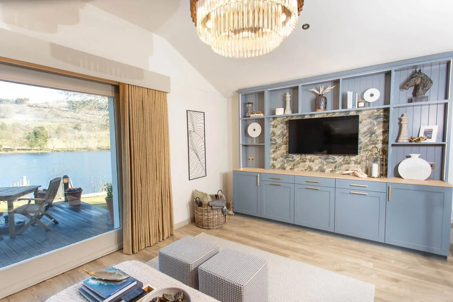 Lakeside Hotel and Spa