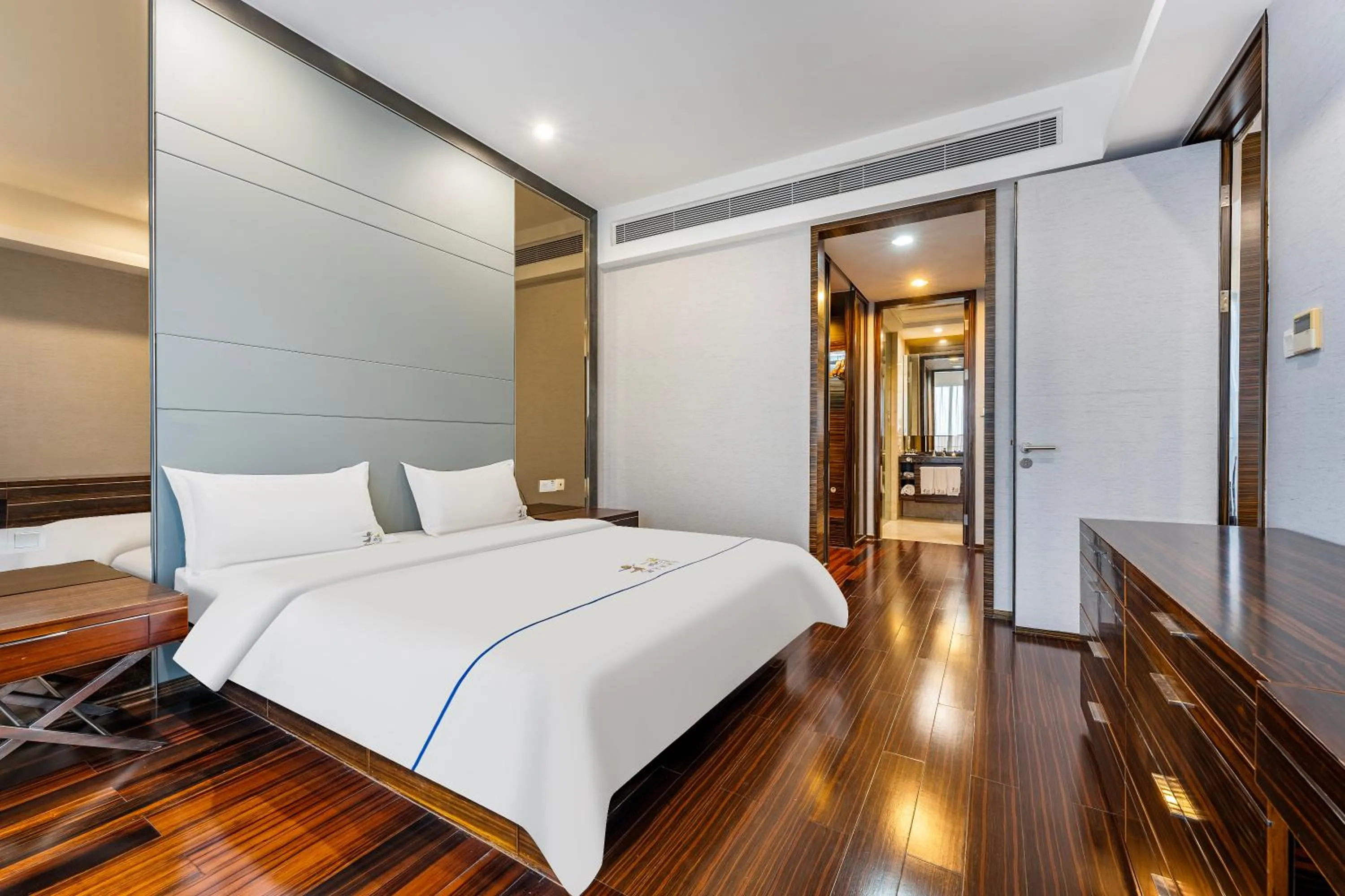Bed in eStay Residence·Poly World Trade Center Guangzhou