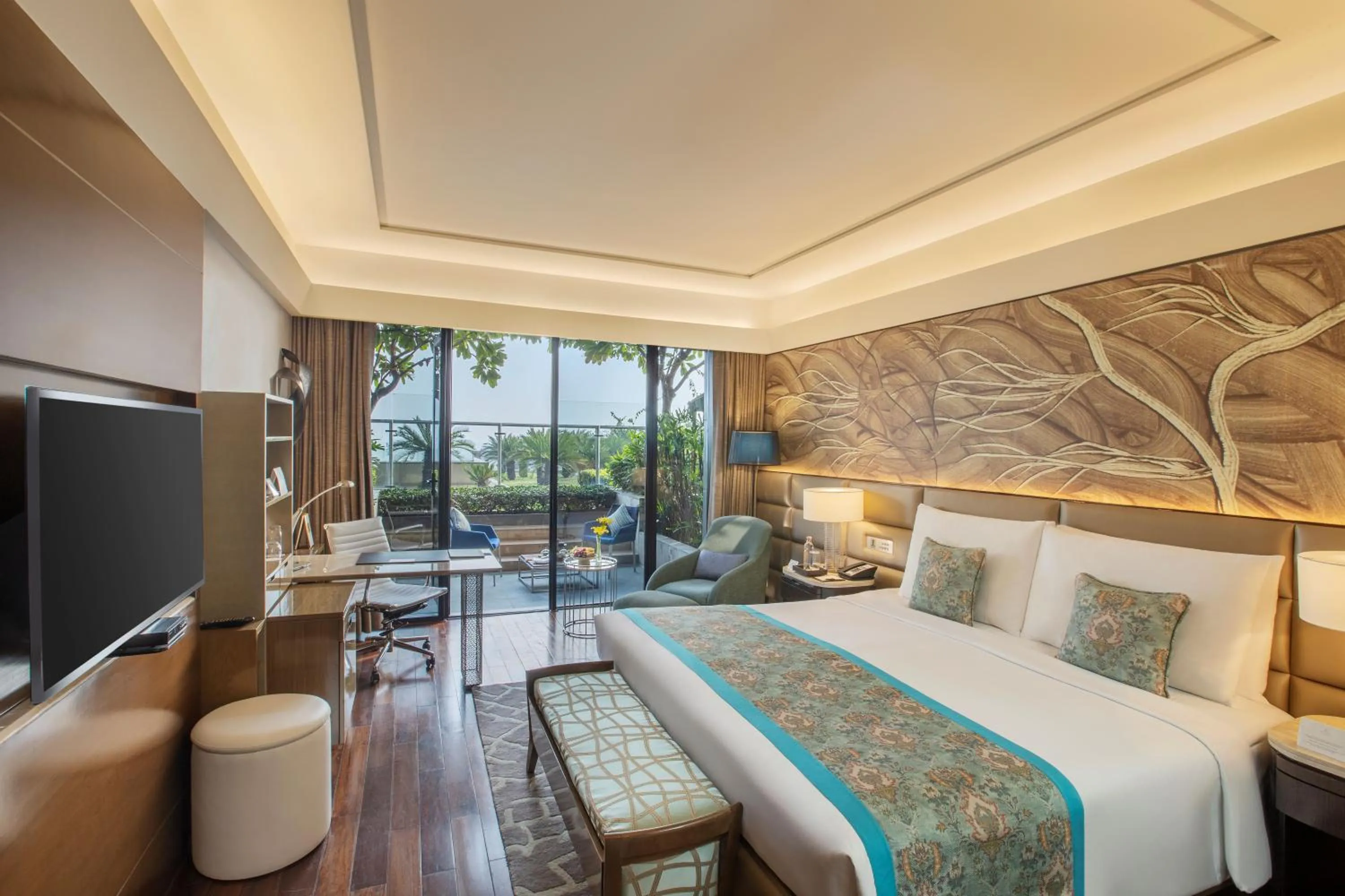 Bed in The Leela Ambience Convention Hotel Delhi