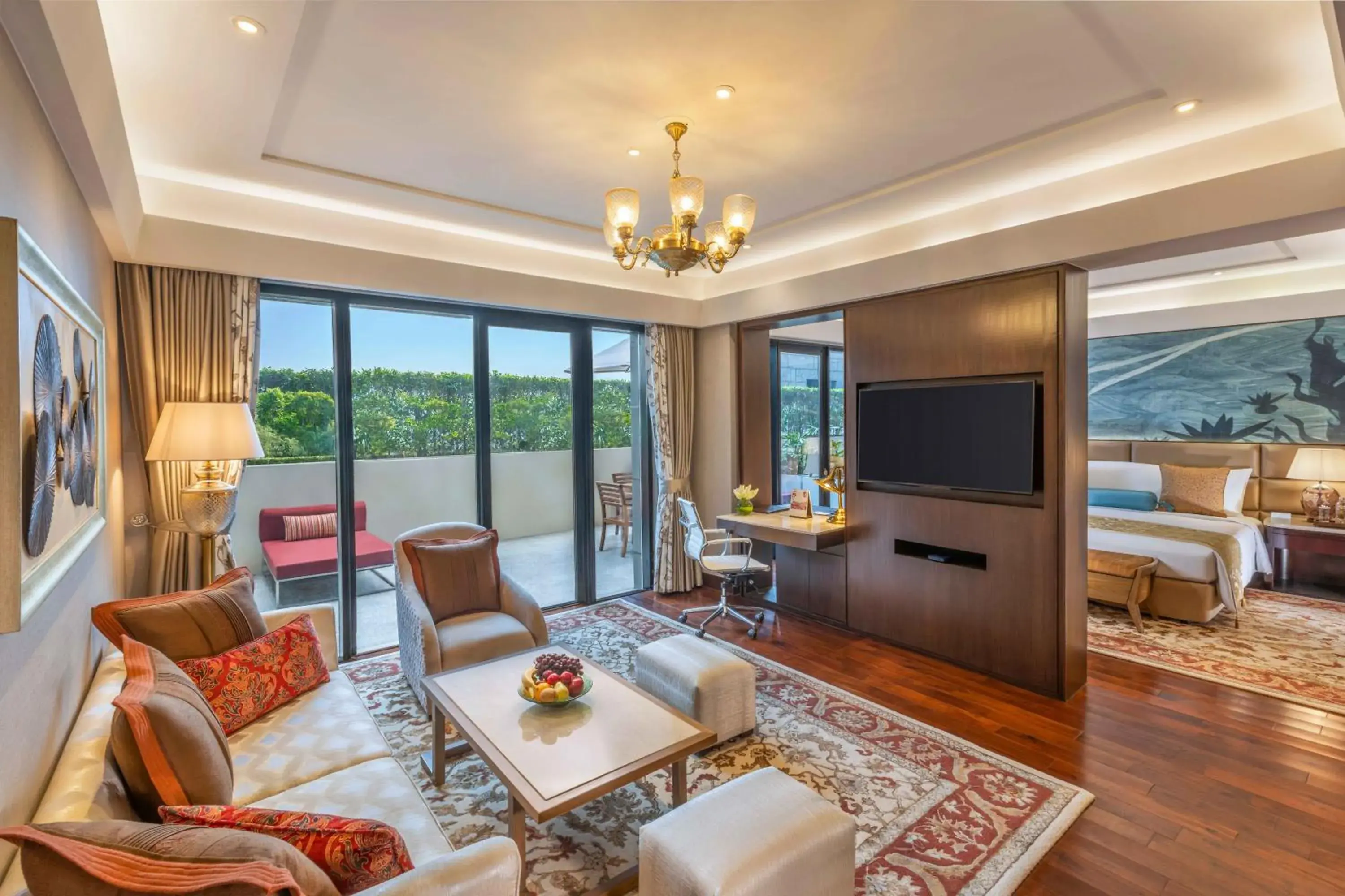 Suite in The Leela Ambience Convention Hotel Delhi Suite in The Leela Ambience Convention Hotel Delhi