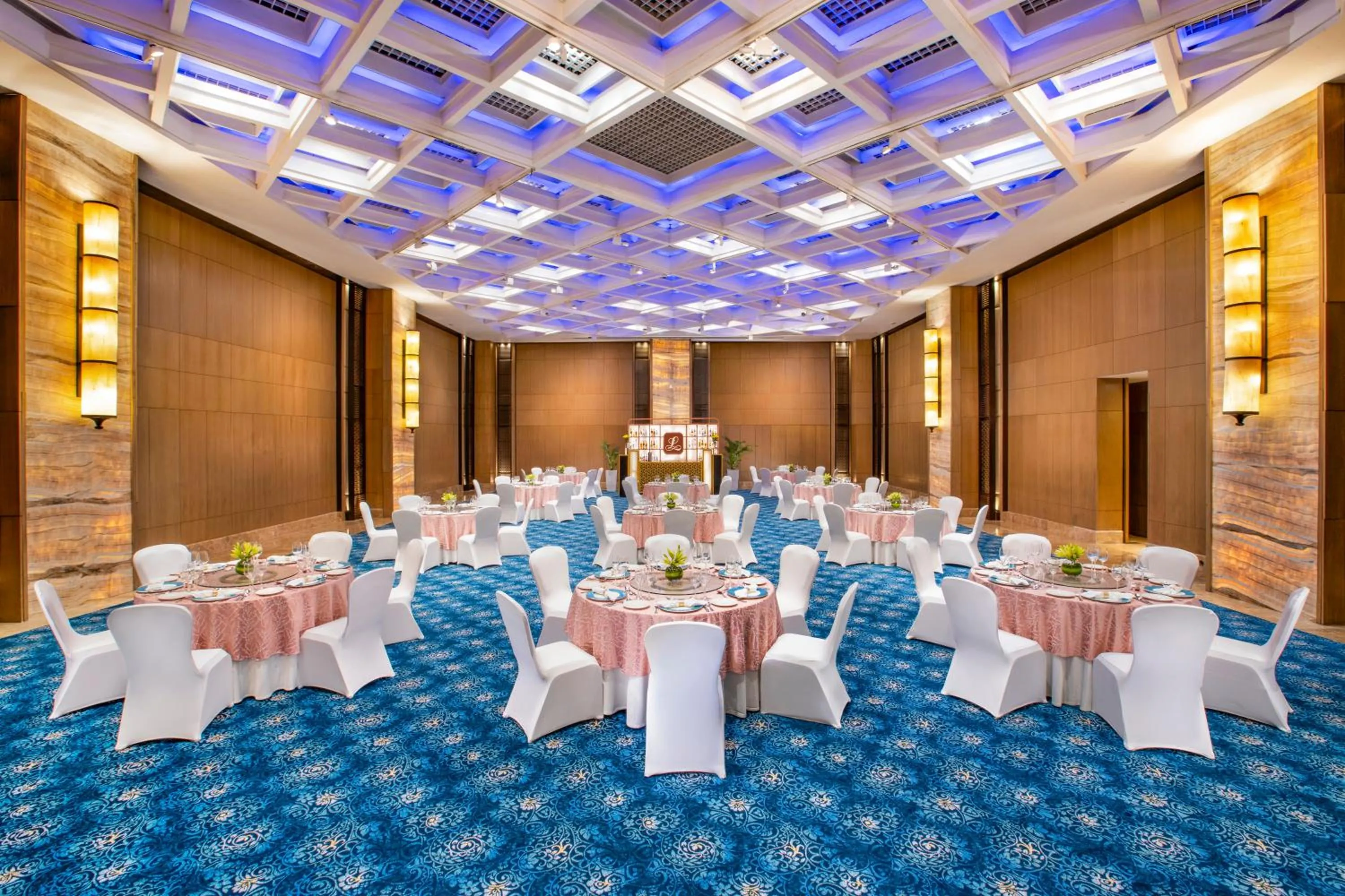Banquet/Function facilities in The Leela Ambience Convention Hotel Delhi