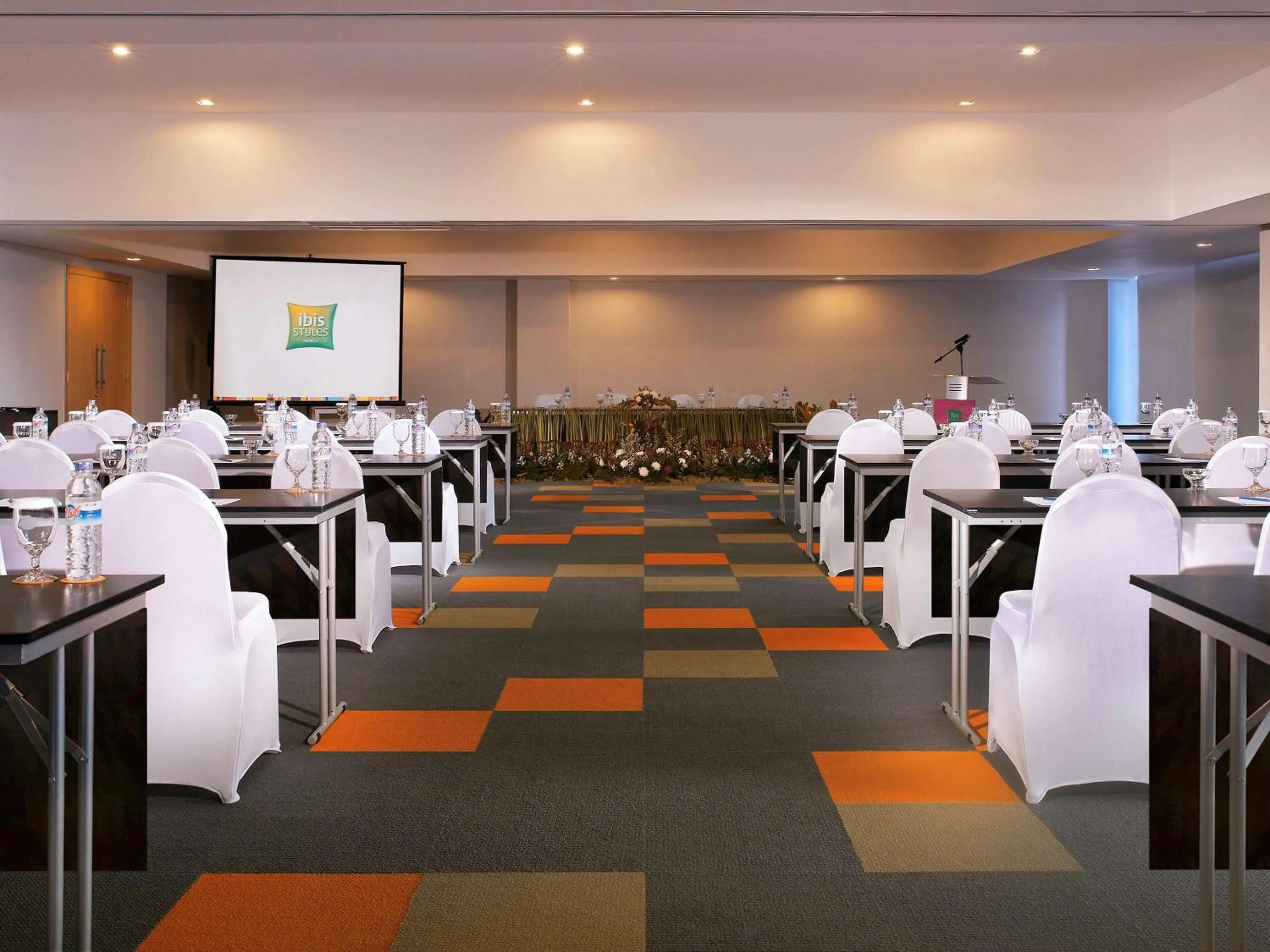 On site, Restaurant/Places to Eat in Ibis Styles Bali Benoa