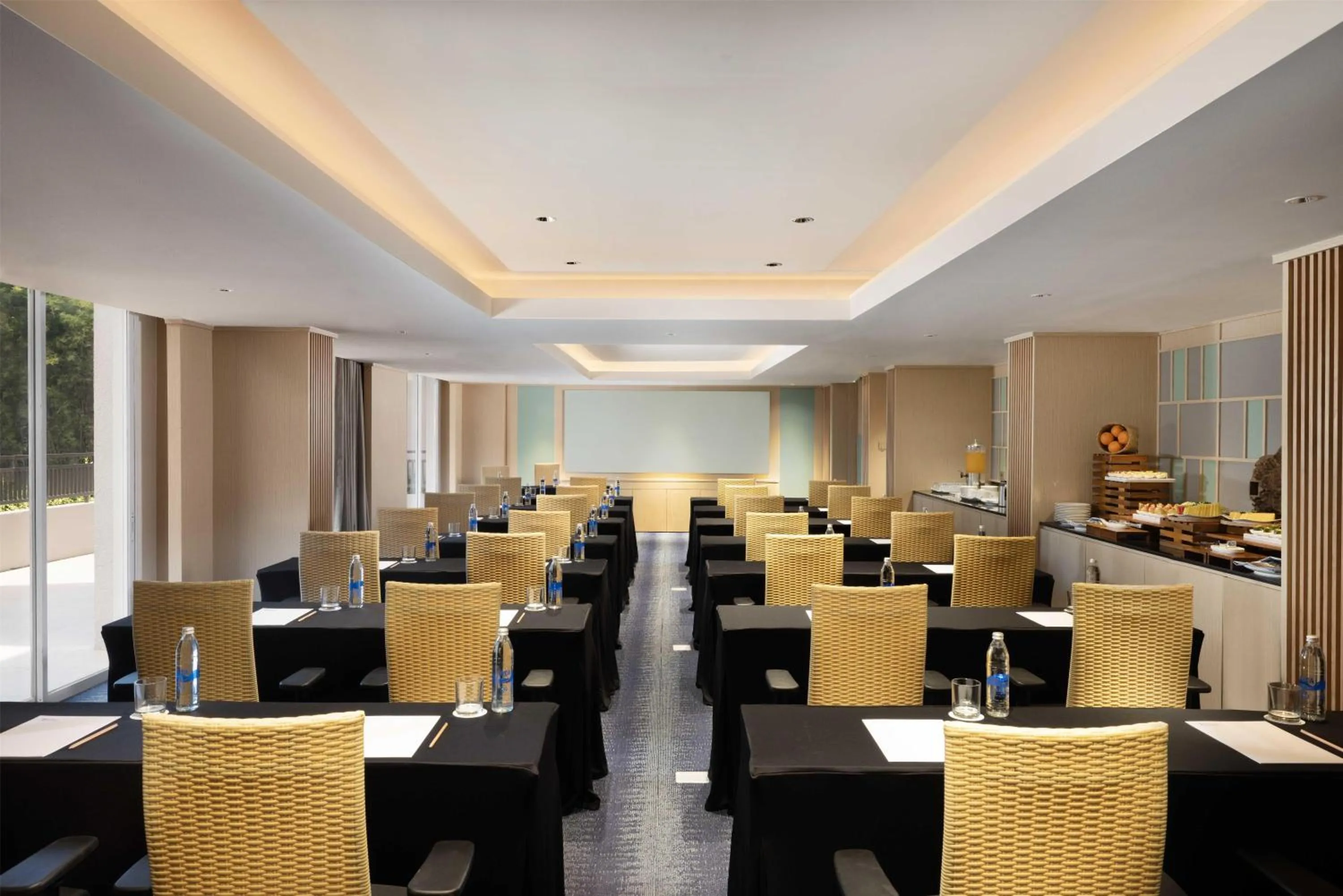 Meeting/conference room in Hilton Garden Inn Bali Nusa Dua