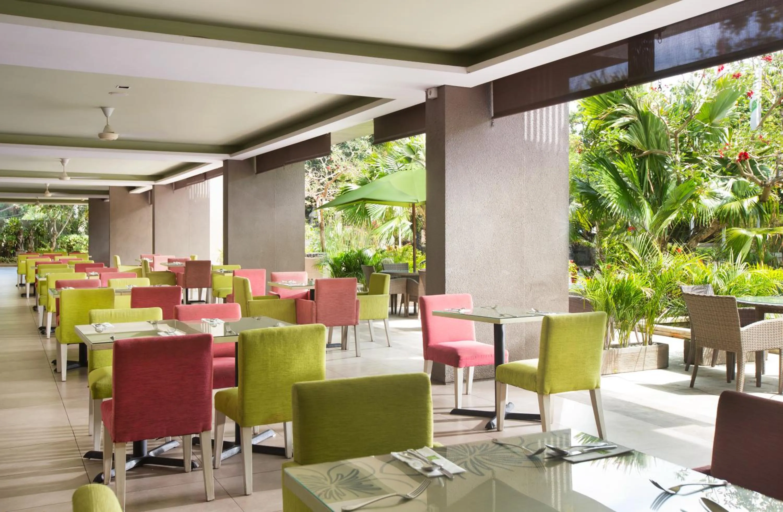 Restaurant/Places to Eat in Ibis Styles Bali Benoa