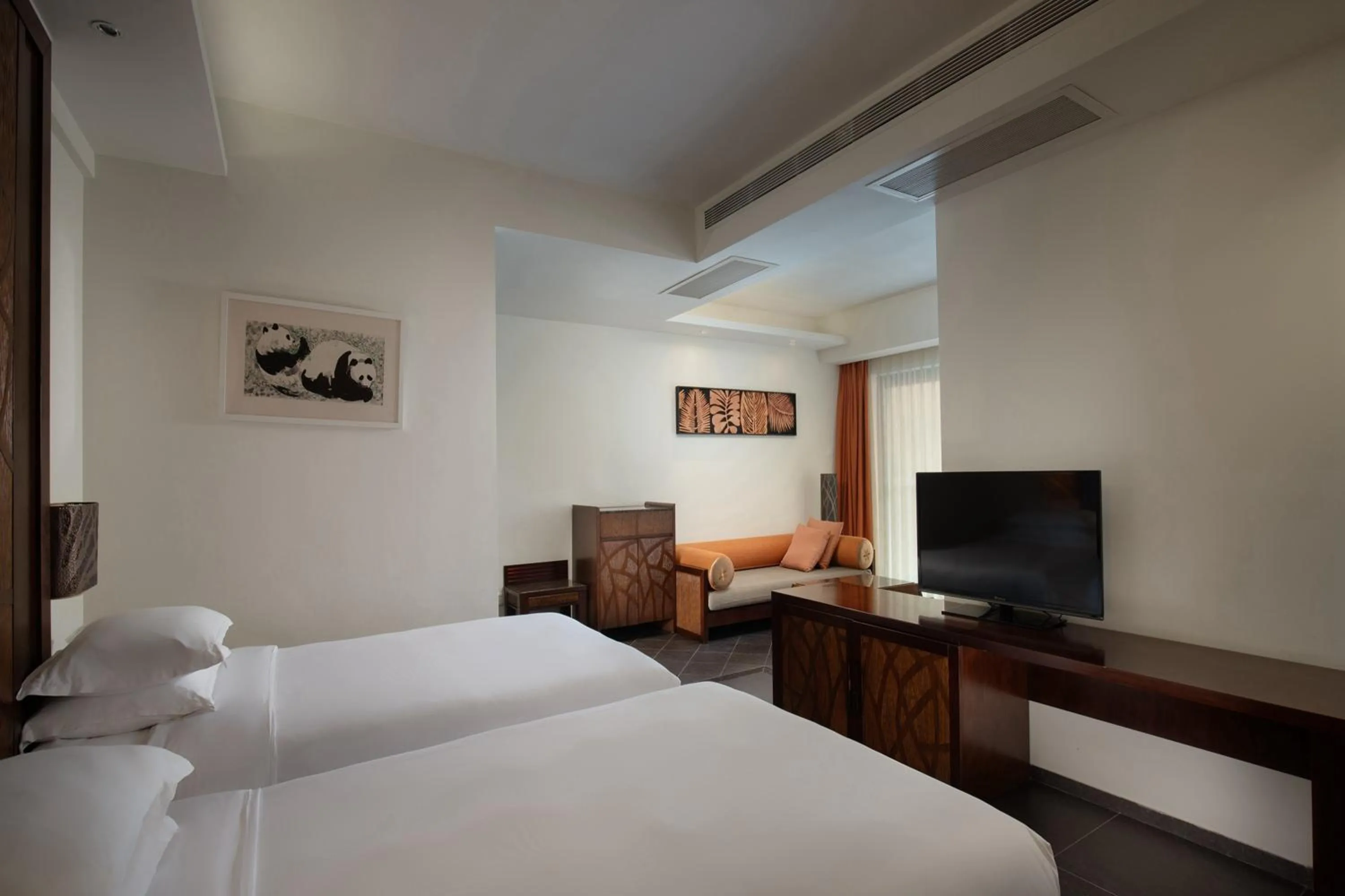 Bed in Mangrove Tree Resort World Sanya Bay-Kapok