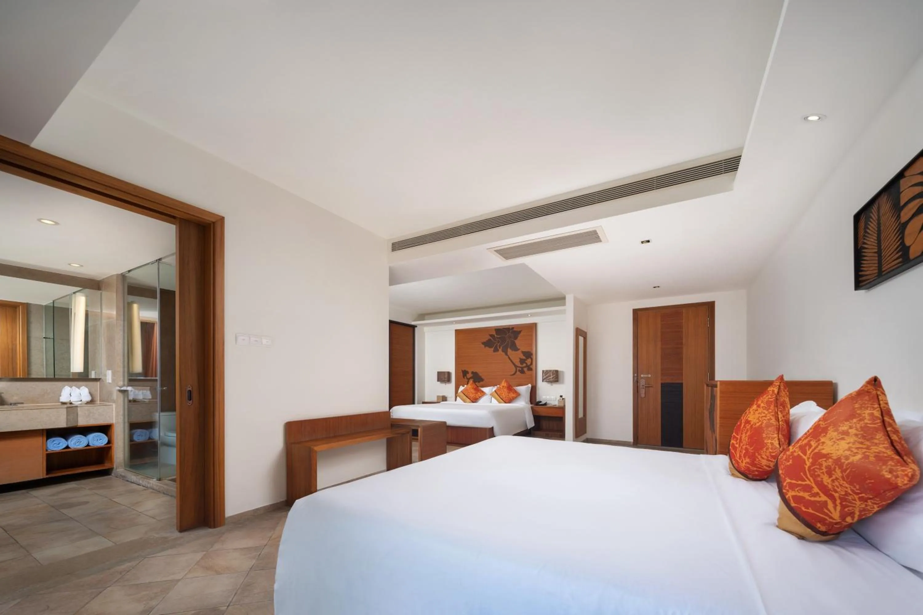 Bed in Mangrove Tree Resort World Sanya Bay-Kapok