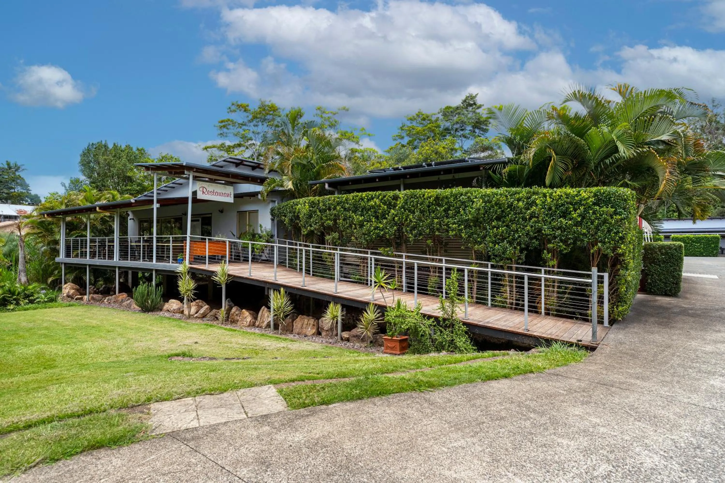 Red Bridge Motor Inn