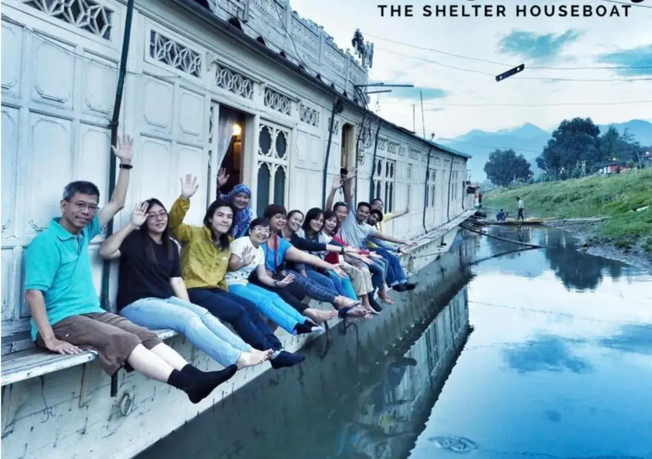 The Shelter Group of Houseboats & Tour organiser The Shelter Group of Houseboats & Tour organiser