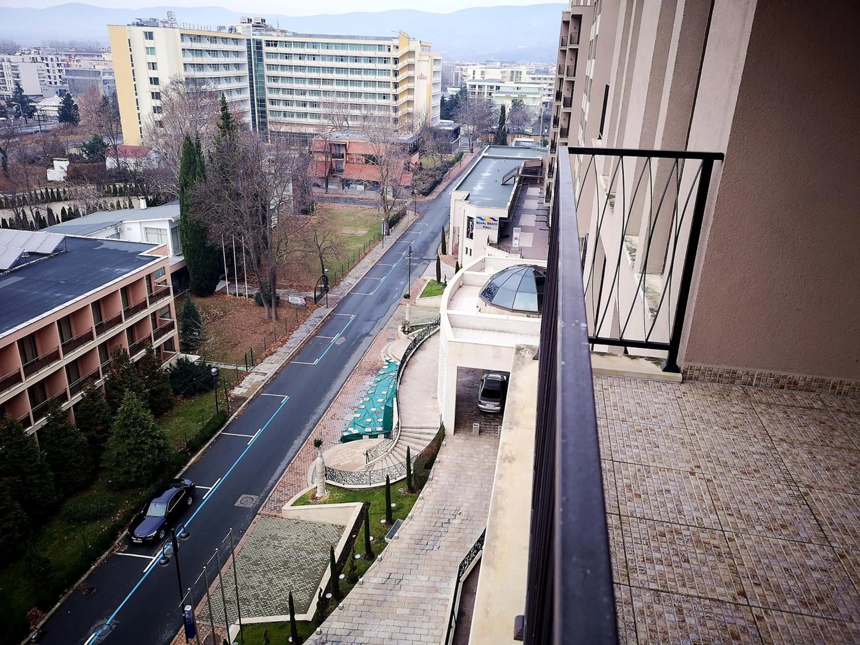 View (from property/room), Balcony/Terrace in Barcelo Royal Beach Hotel