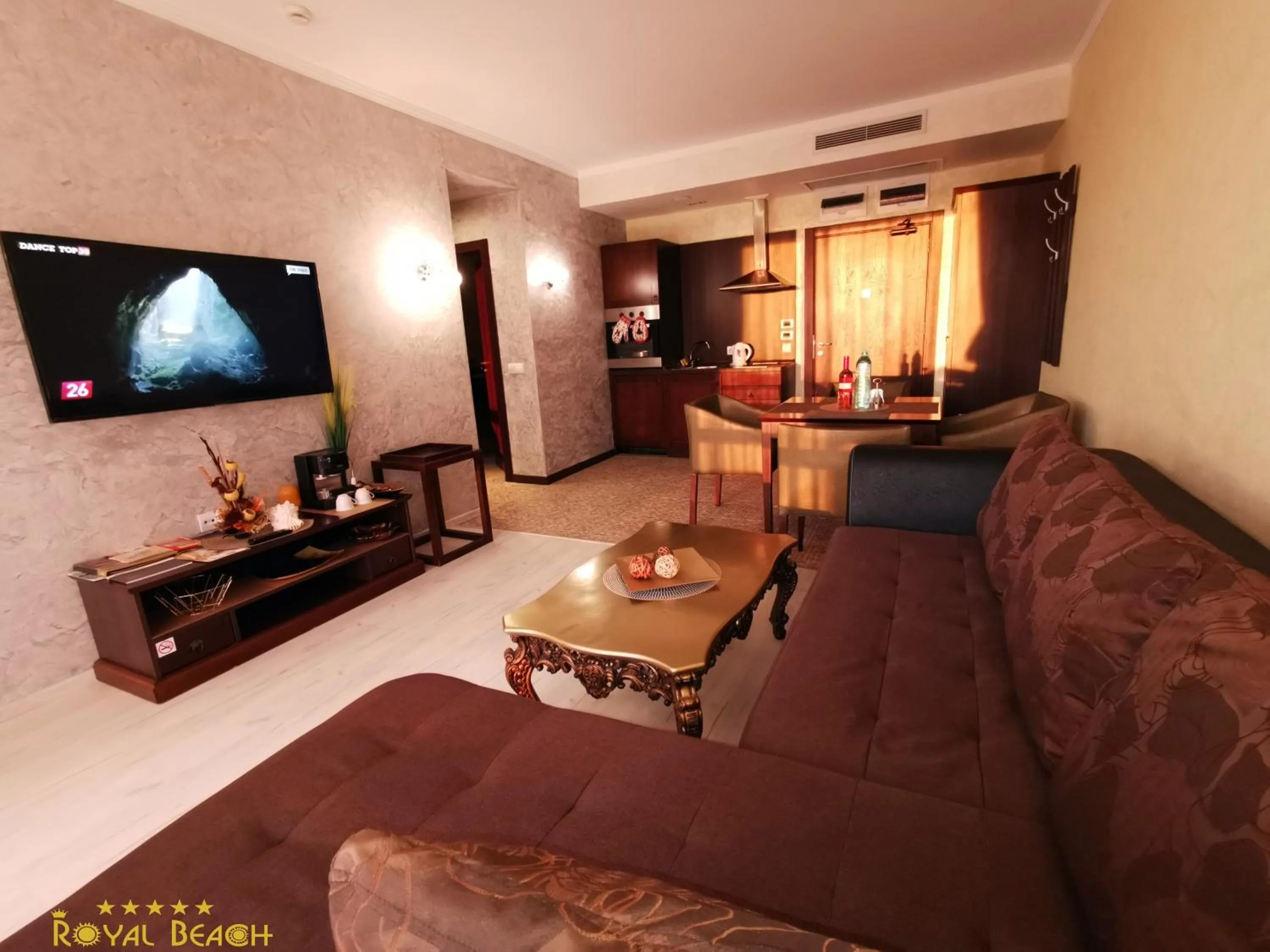 TV and multimedia, Seating Area in Barcelo Royal Beach Hotel