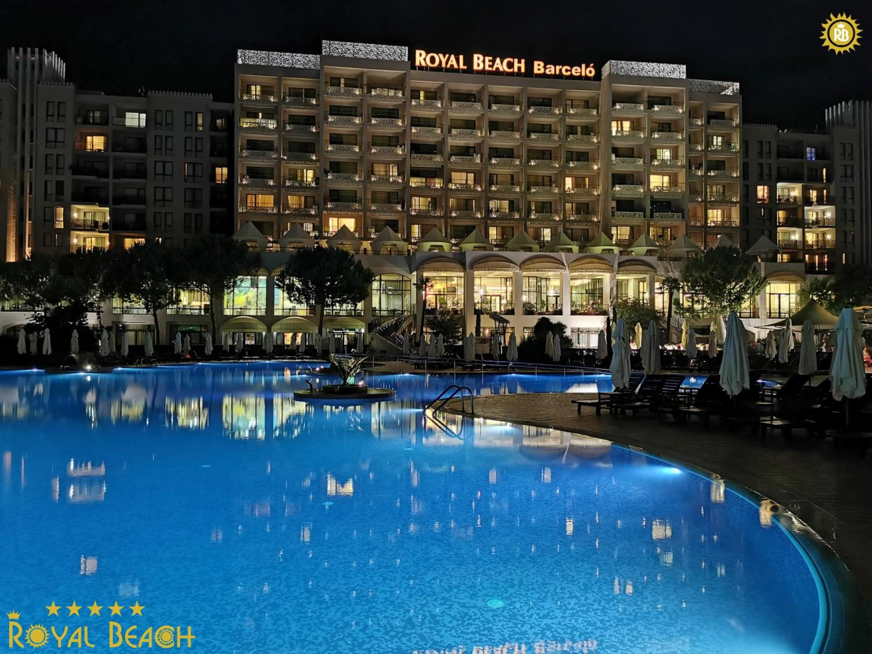 Property building, Swimming Pool in Barcelo Royal Beach Hotel