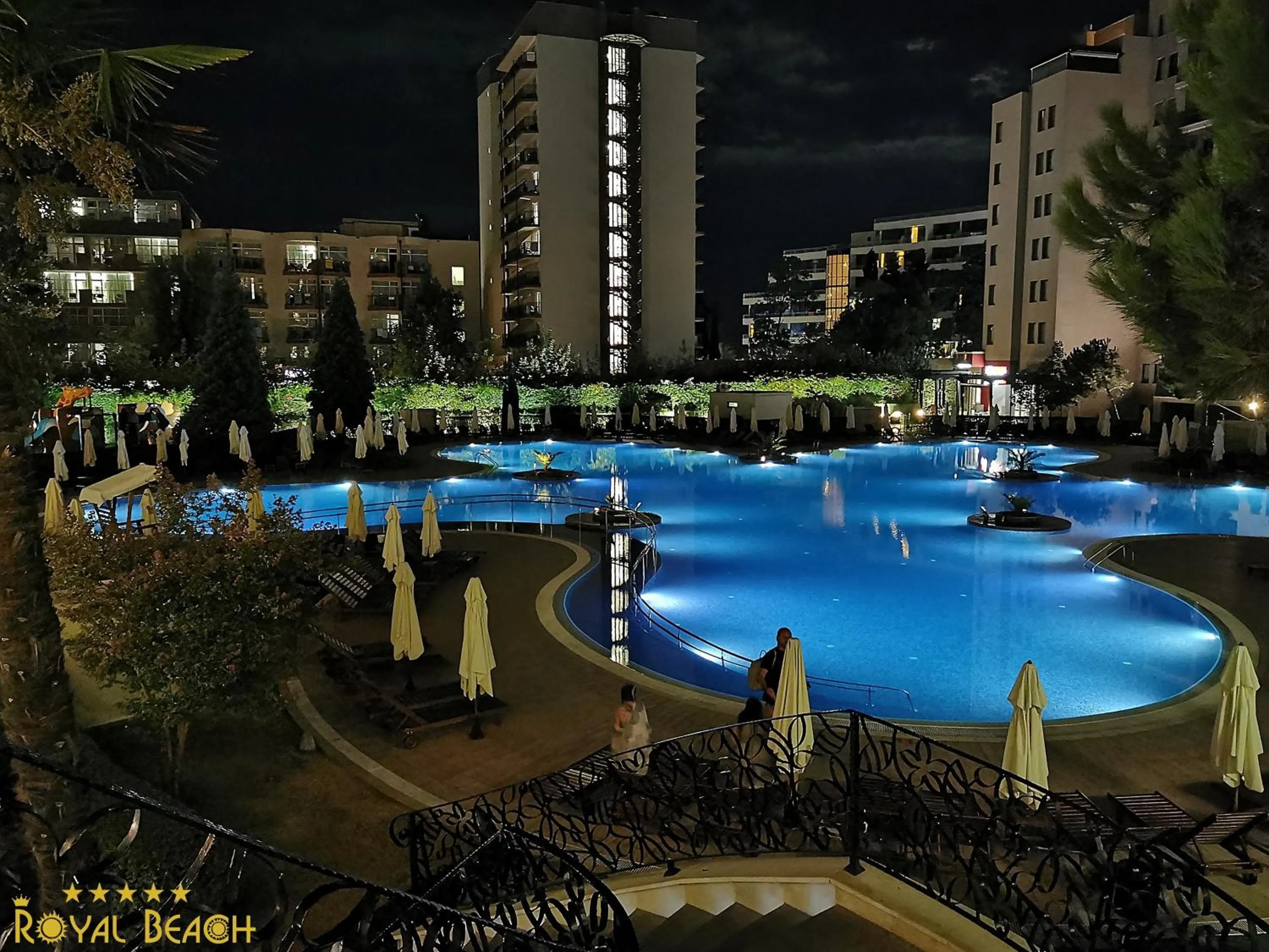 Patio, Swimming Pool in Barcelo Royal Beach Hotel