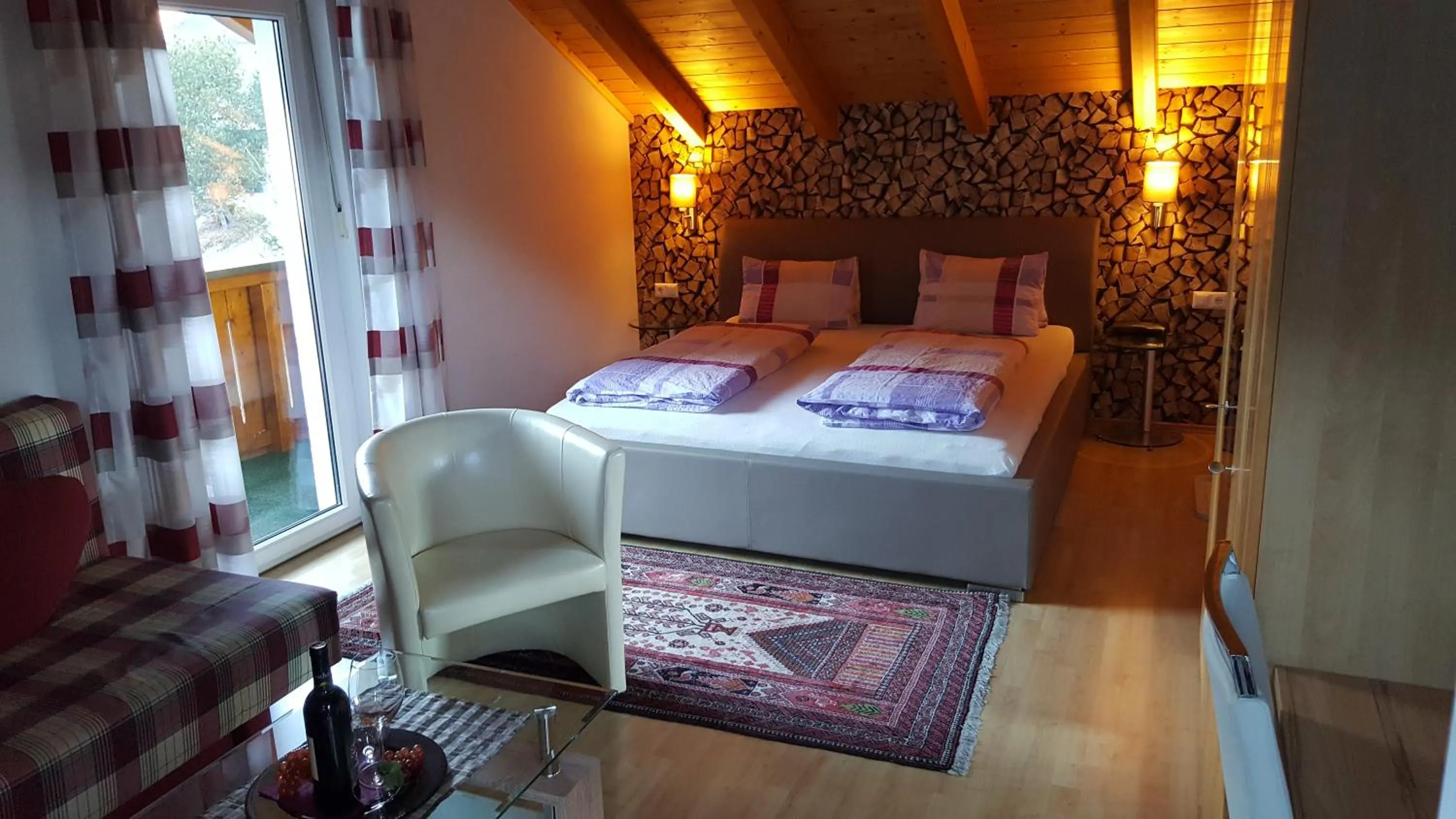 Bedroom, Bed in Hotel Gletschermühle