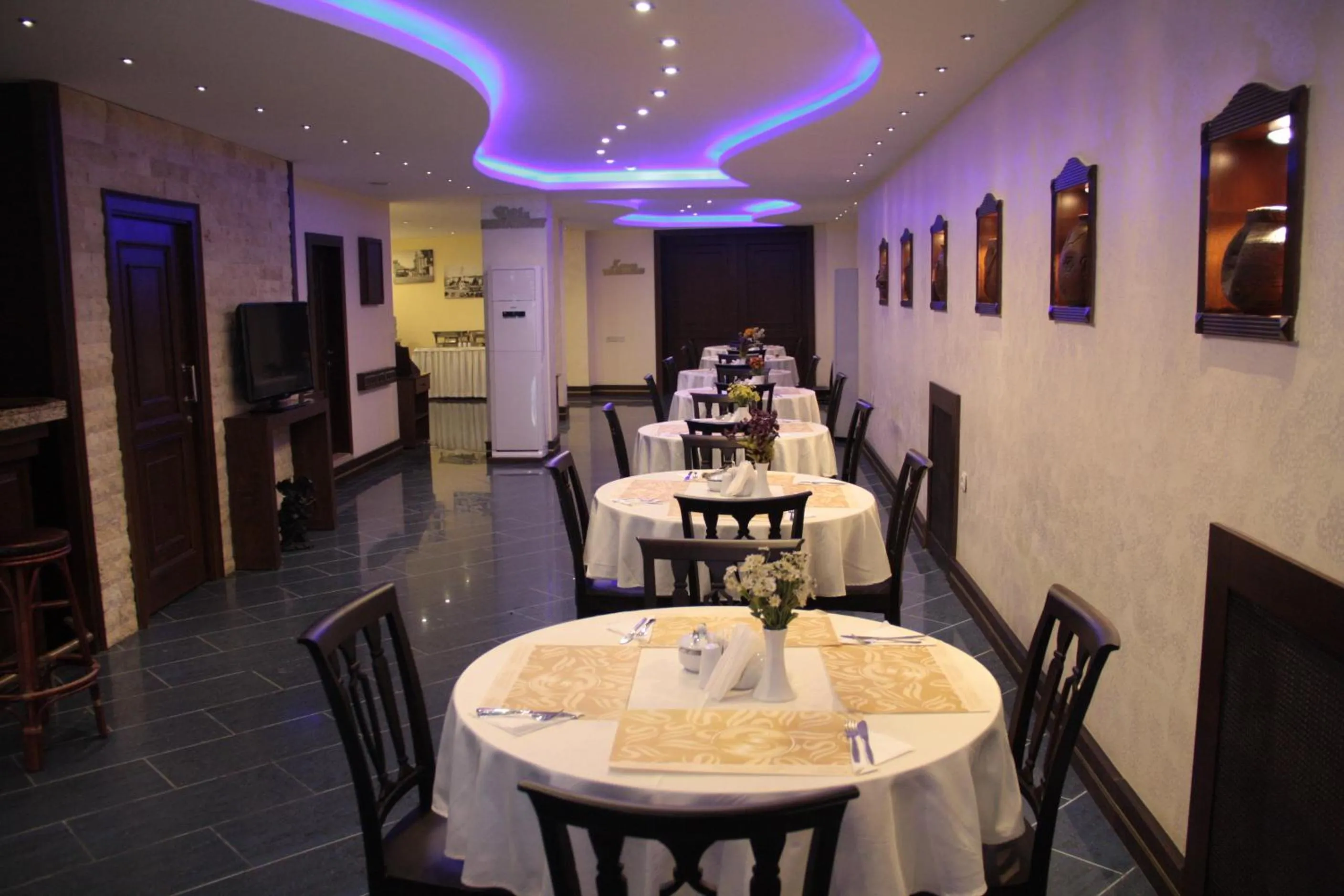 Restaurant/places to eat in Susuzlu Seckin Hotel