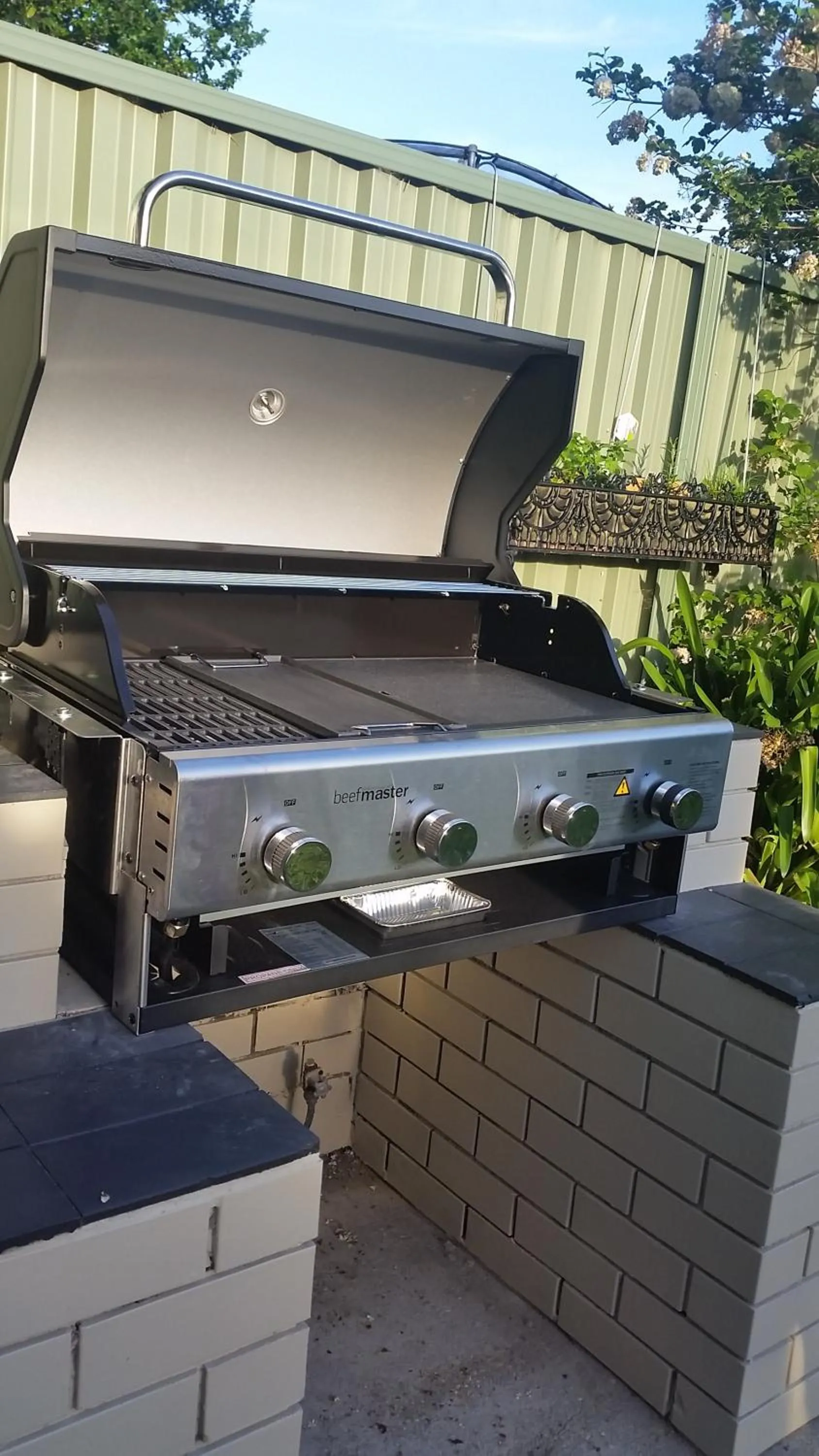 BBQ facilities in Bairnsdale Town Central Motel