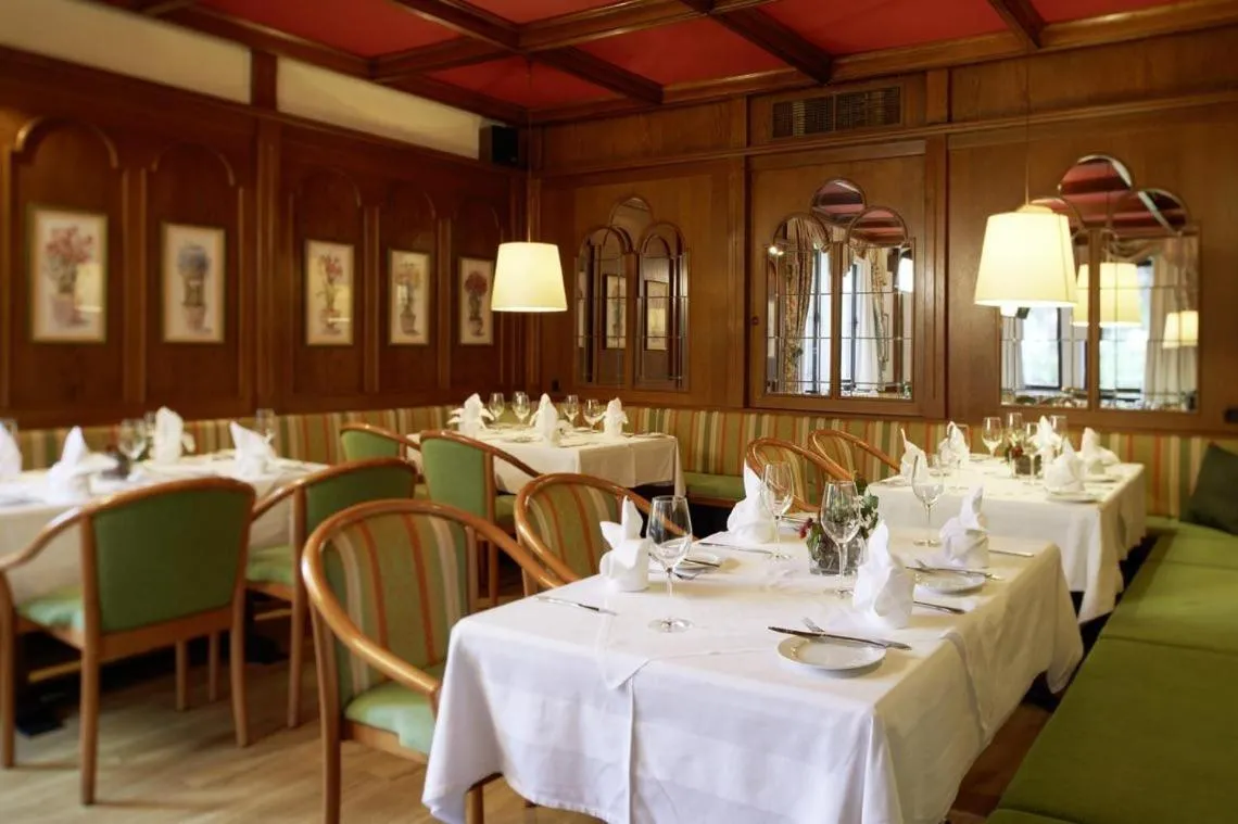 Restaurant/places to eat in Hotel Lindner