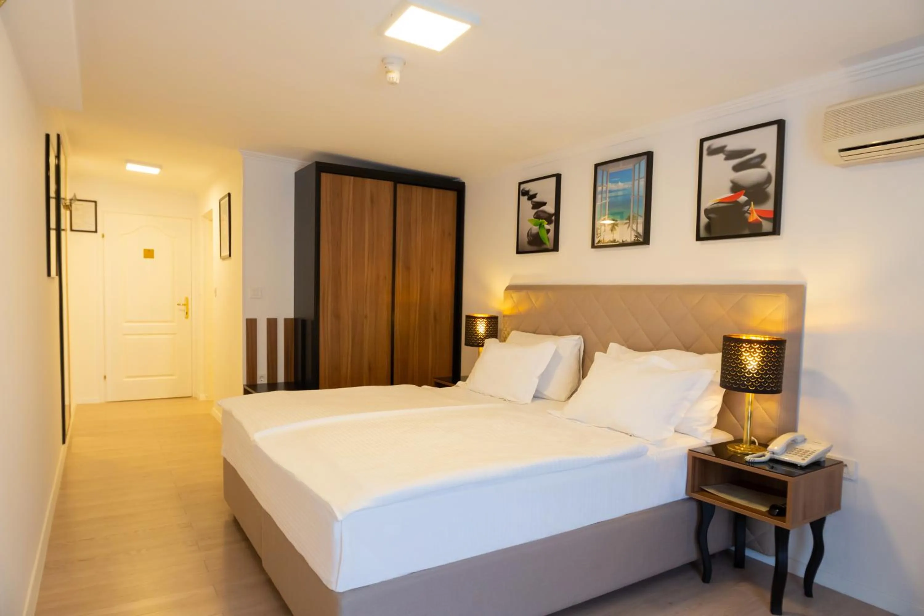 Bed in Hotel Vila Tina