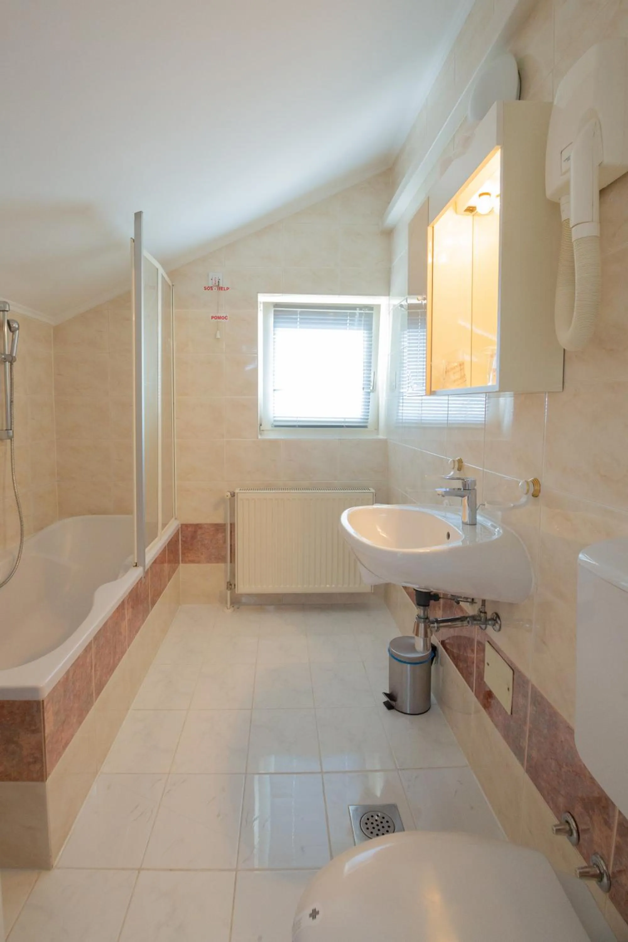 Bathroom in Hotel Vila Tina