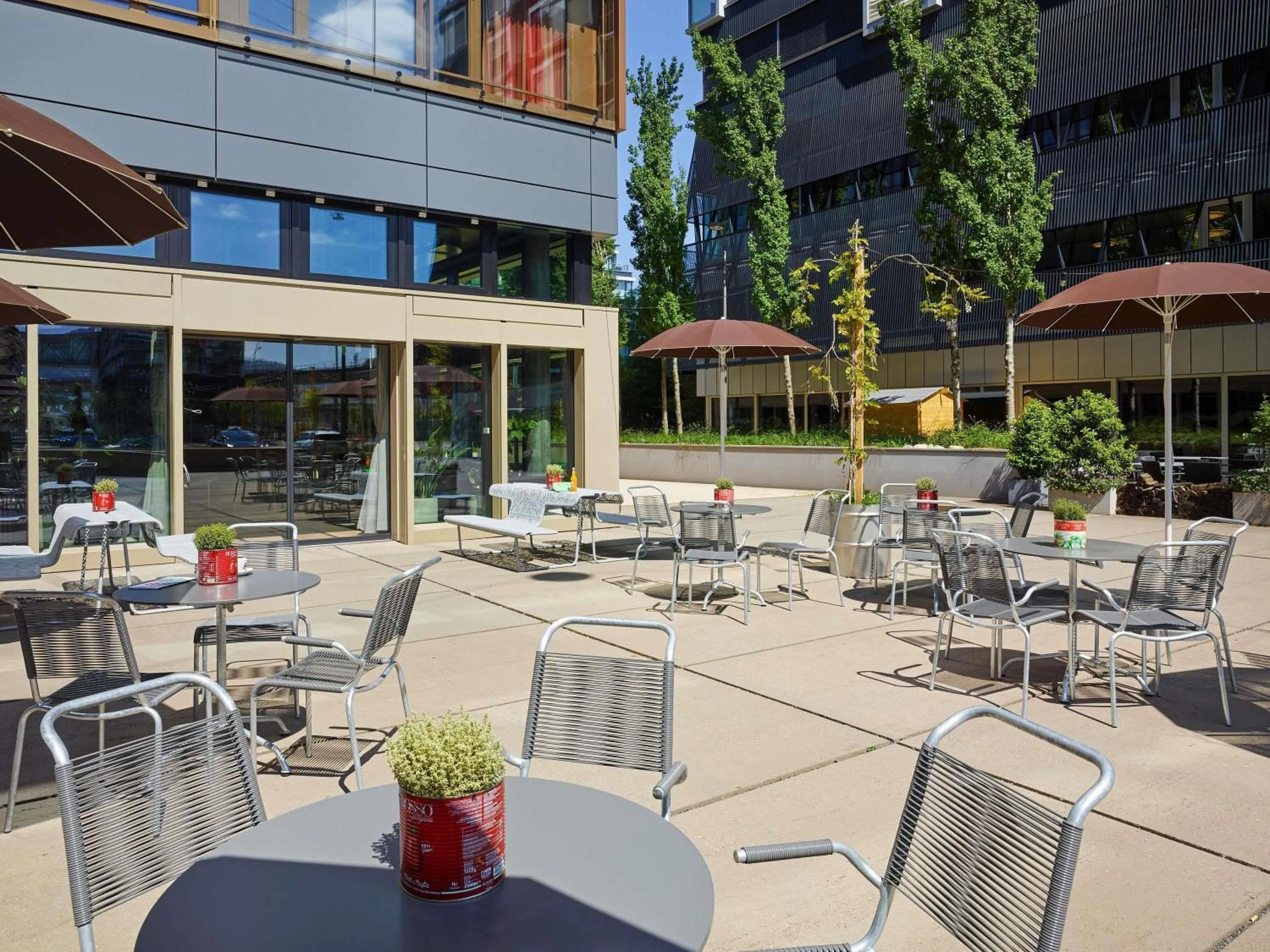 Restaurant/places to eat in 25hours Hotel Zürich West