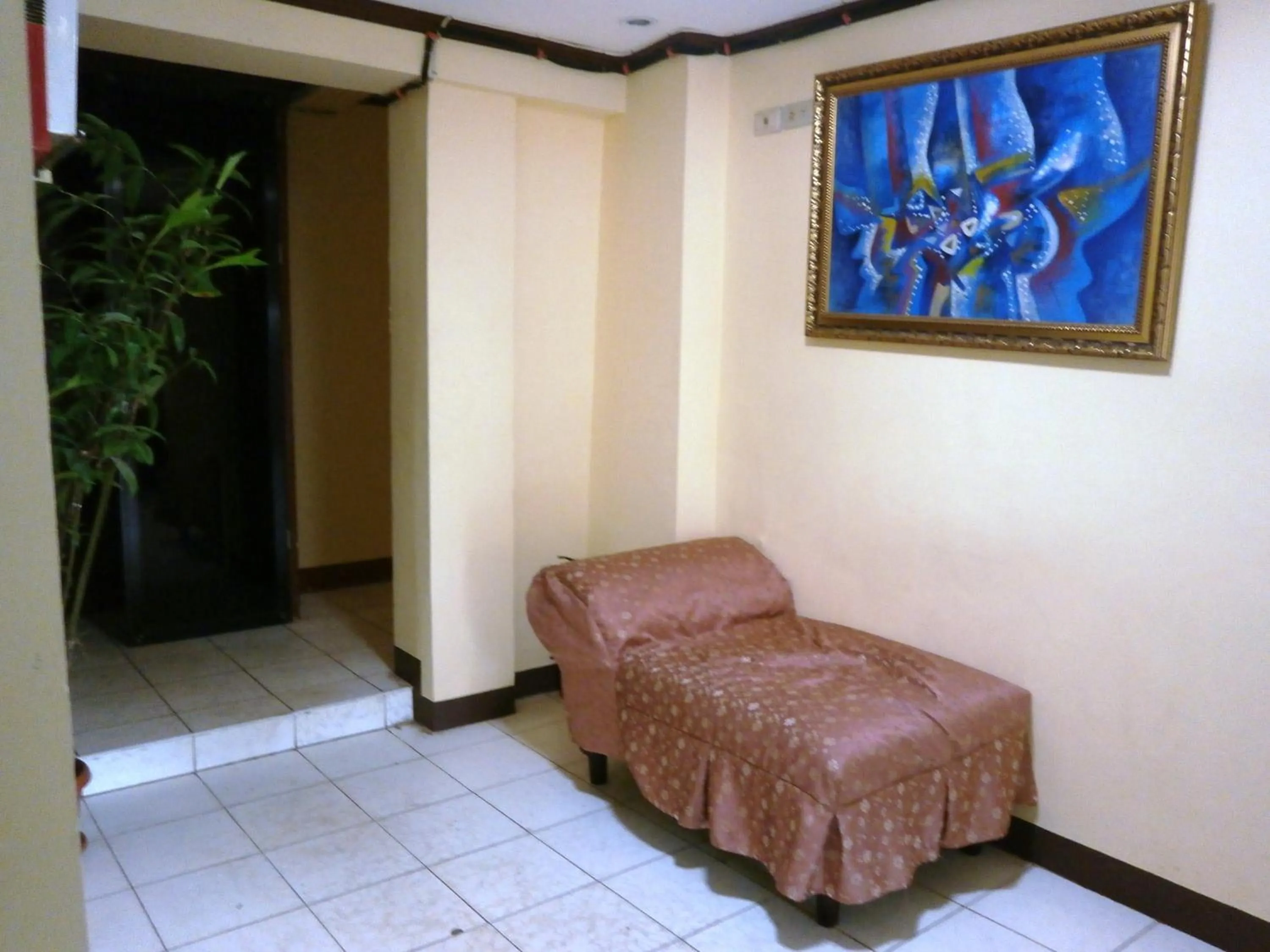 Other, Bed in Wendy's Apartelle