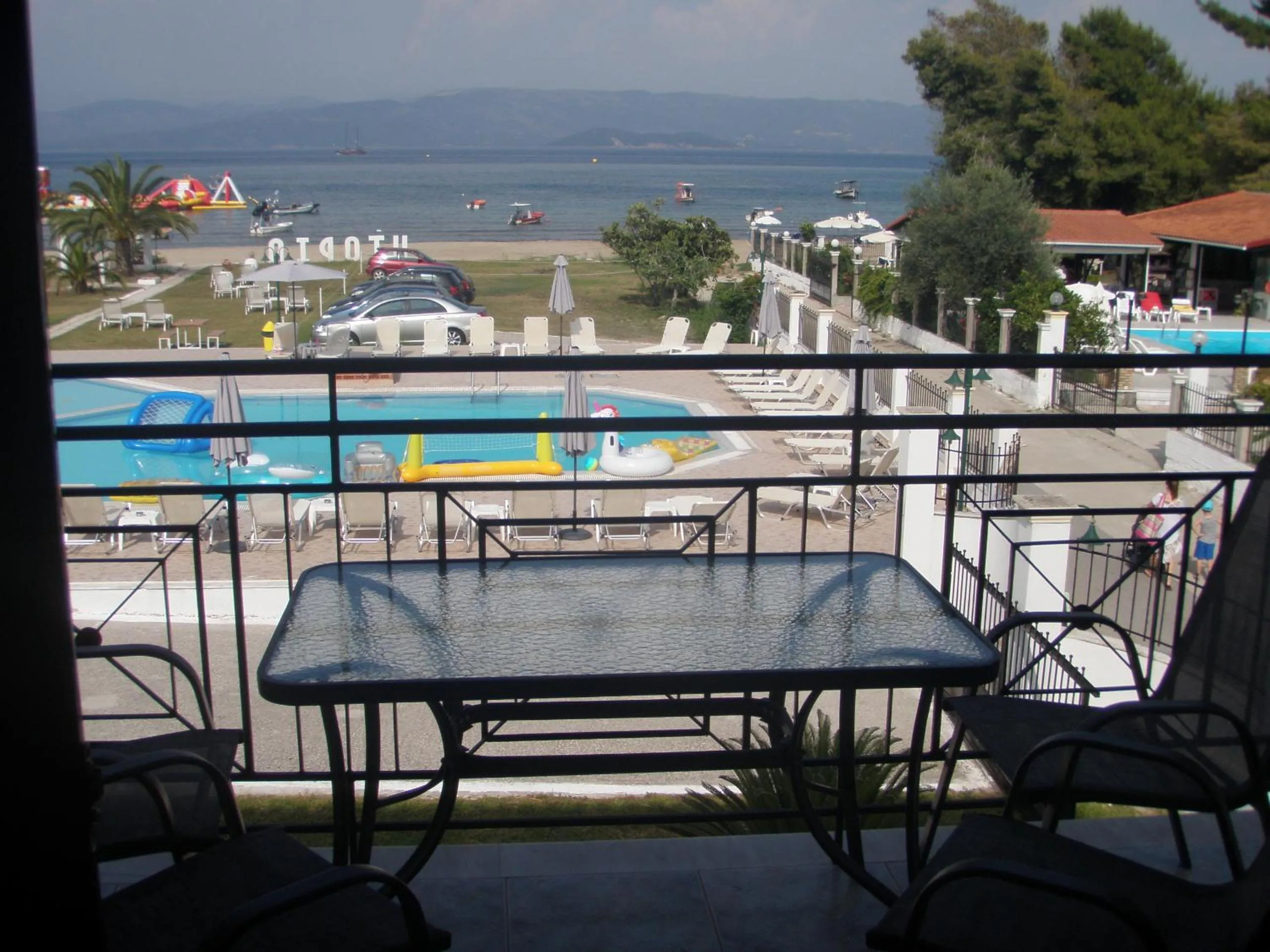 Balcony/Terrace in UMBRELLA BEACH APARTMENTs