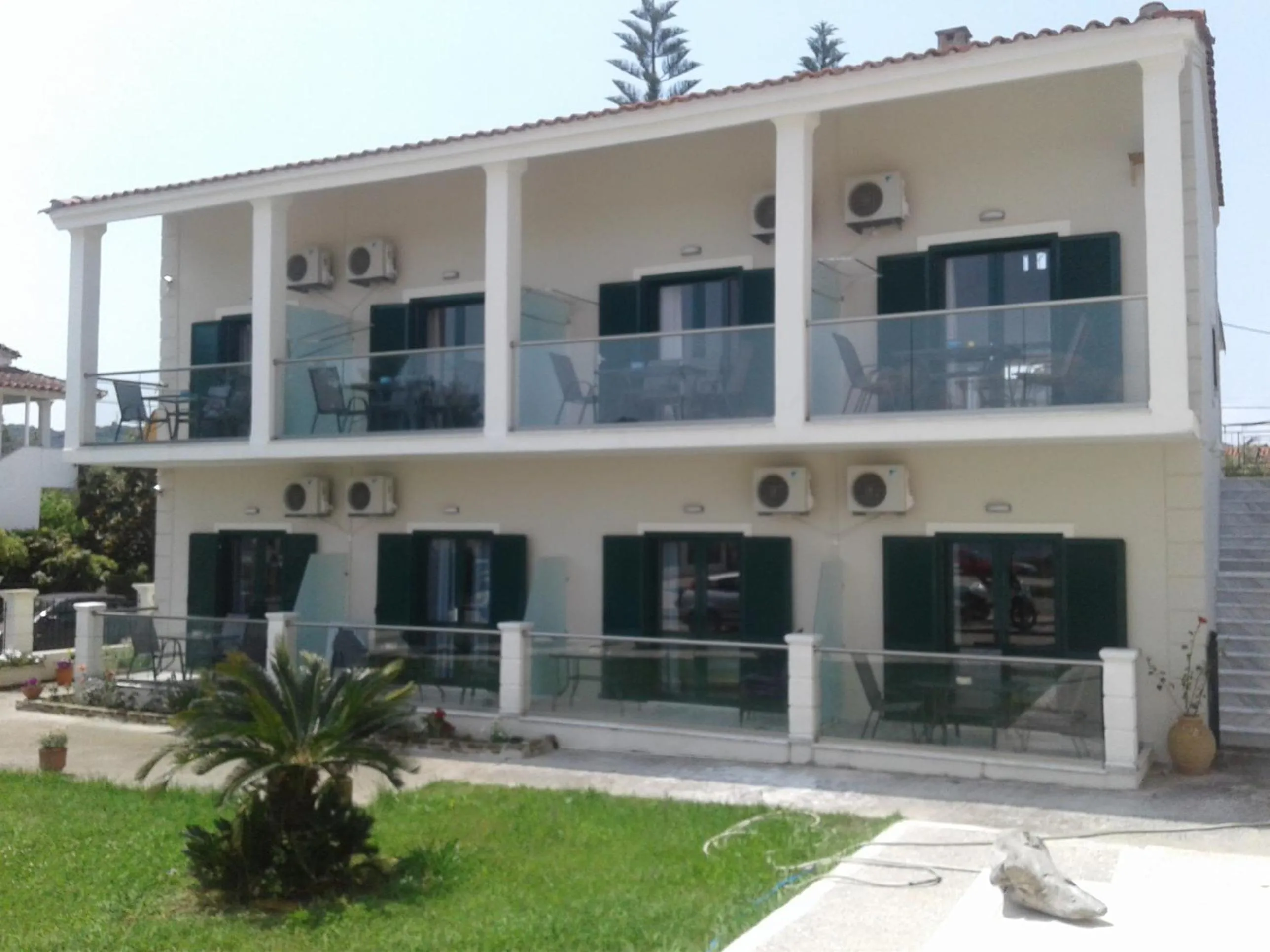 Property building in UMBRELLA BEACH APARTMENTs