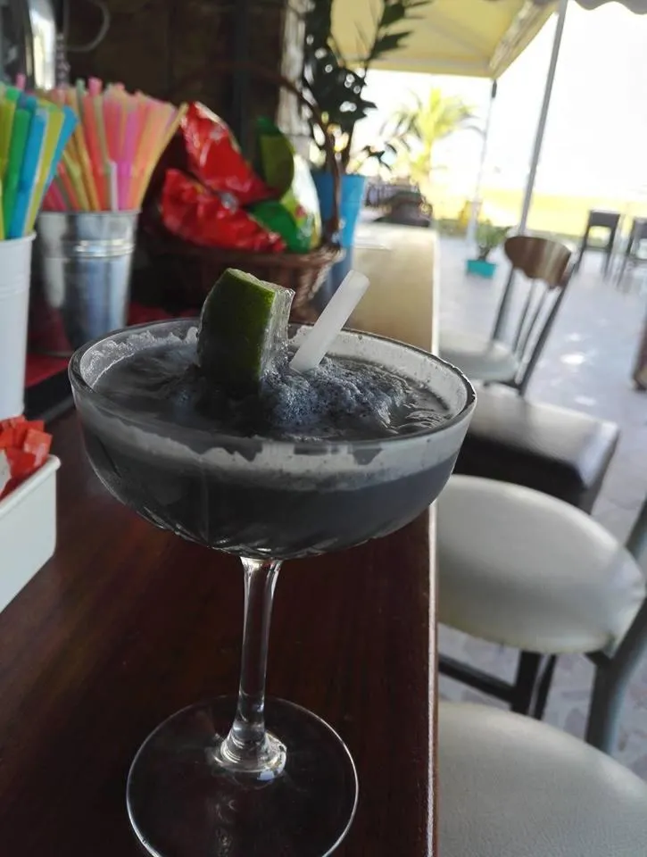 Lounge or bar in UMBRELLA BEACH APARTMENTs
