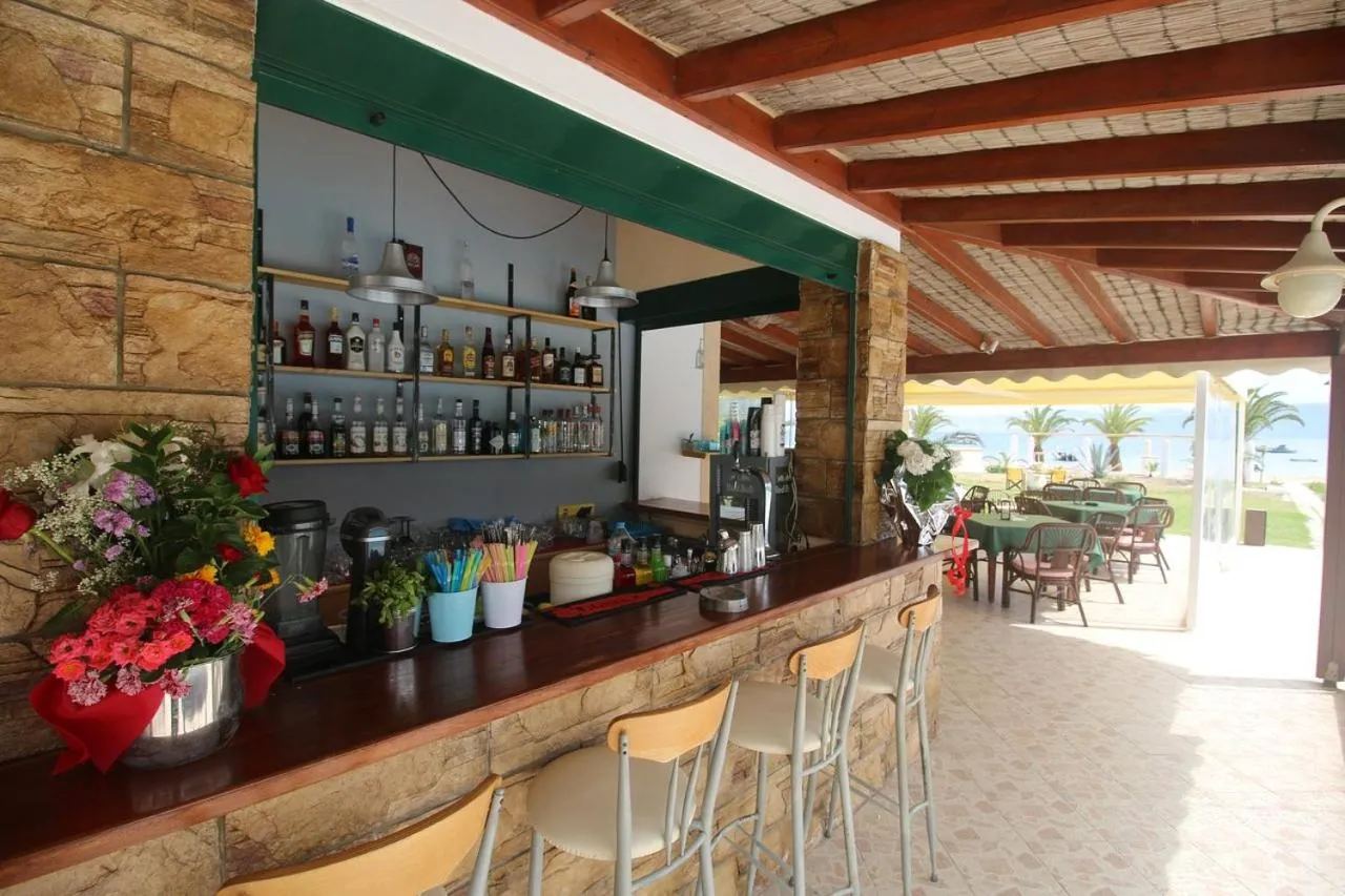 UMBRELLA BEACH APARTMENTs