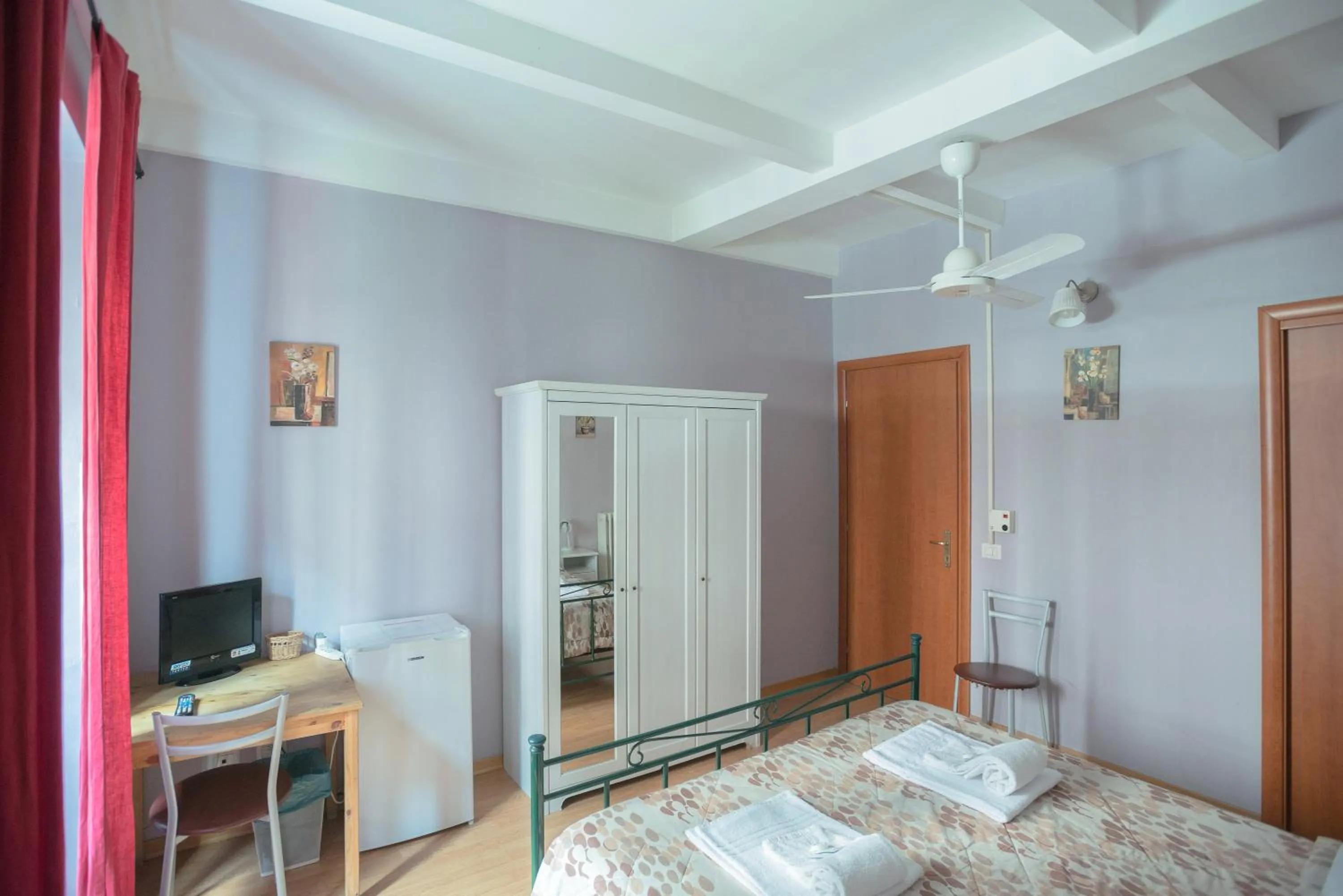 Photo of the whole room, Bed in Gialel Guesthouse