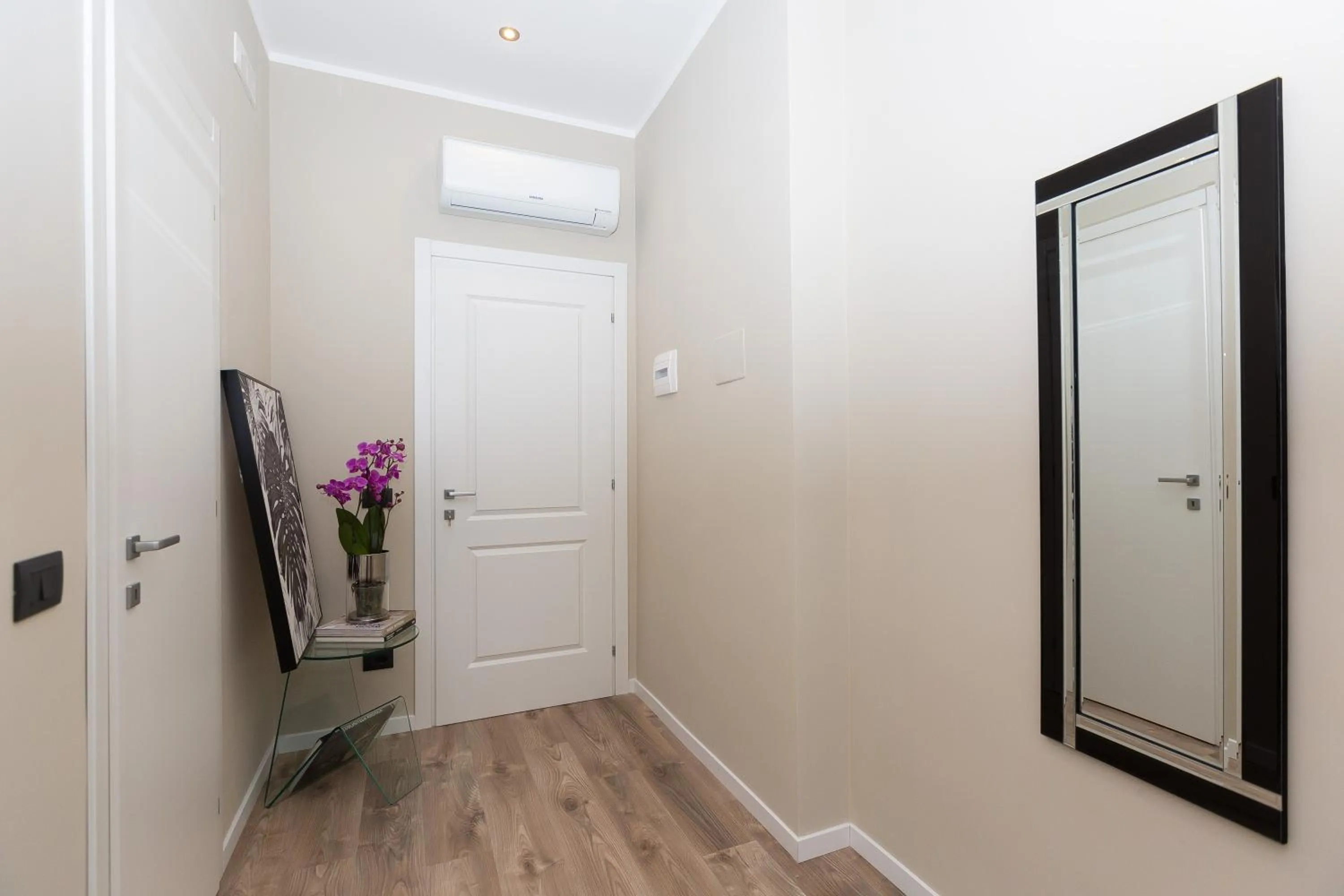 Bedroom in 126 Gracchi Suites