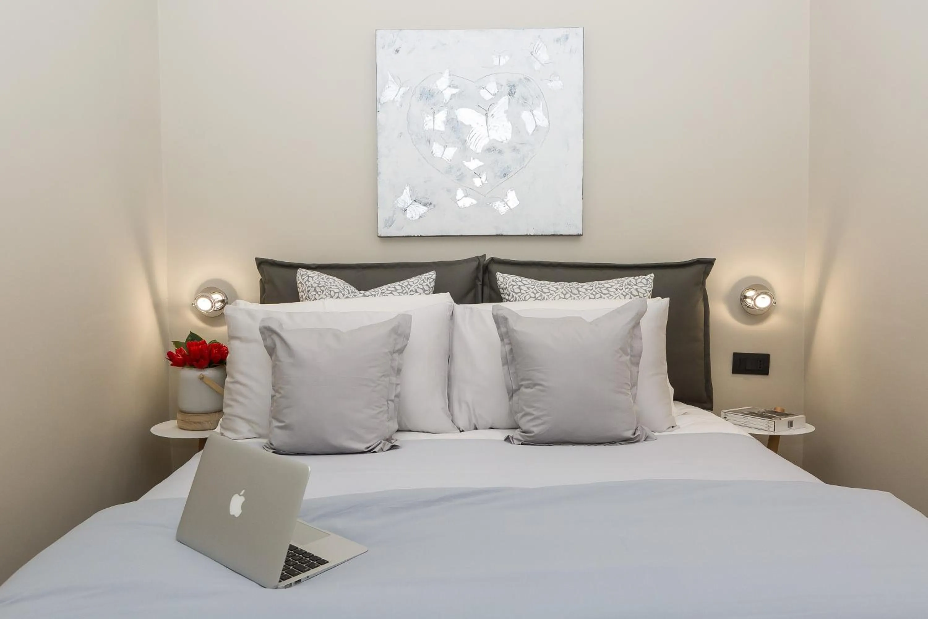 Bedroom, Bed in 126 Gracchi Suites