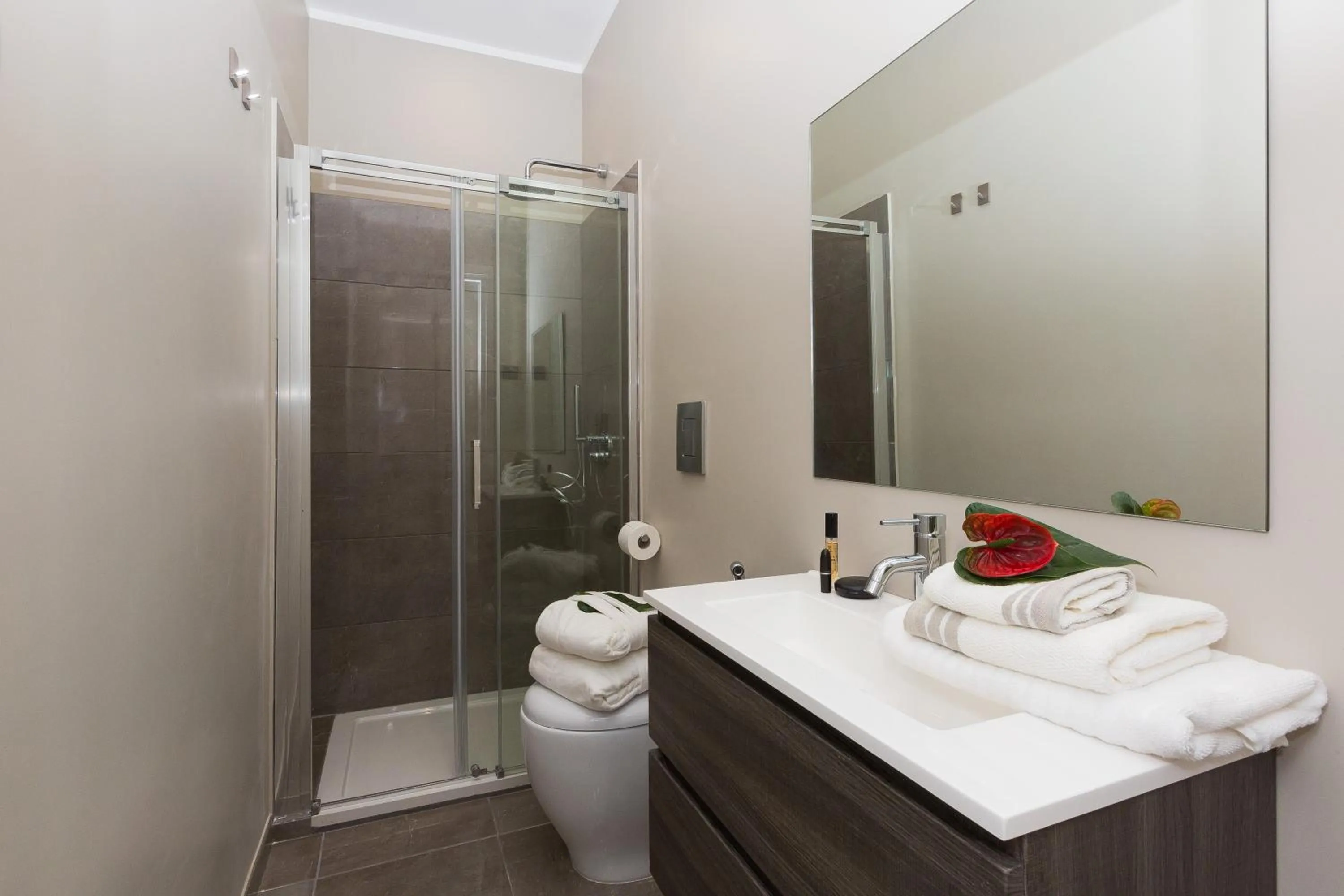 Bathroom in 126 Gracchi Suites
