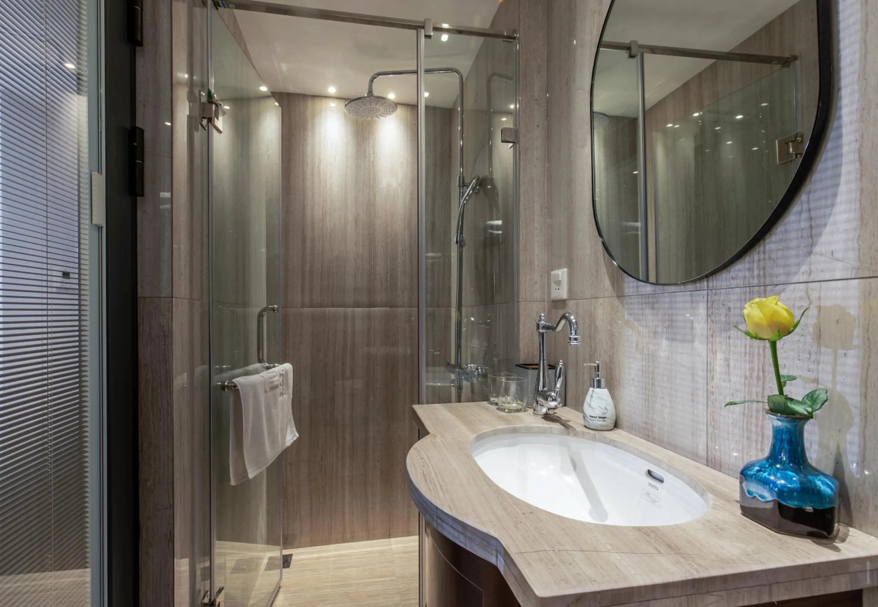 Shower in Hanoi Central Hotel & Residences