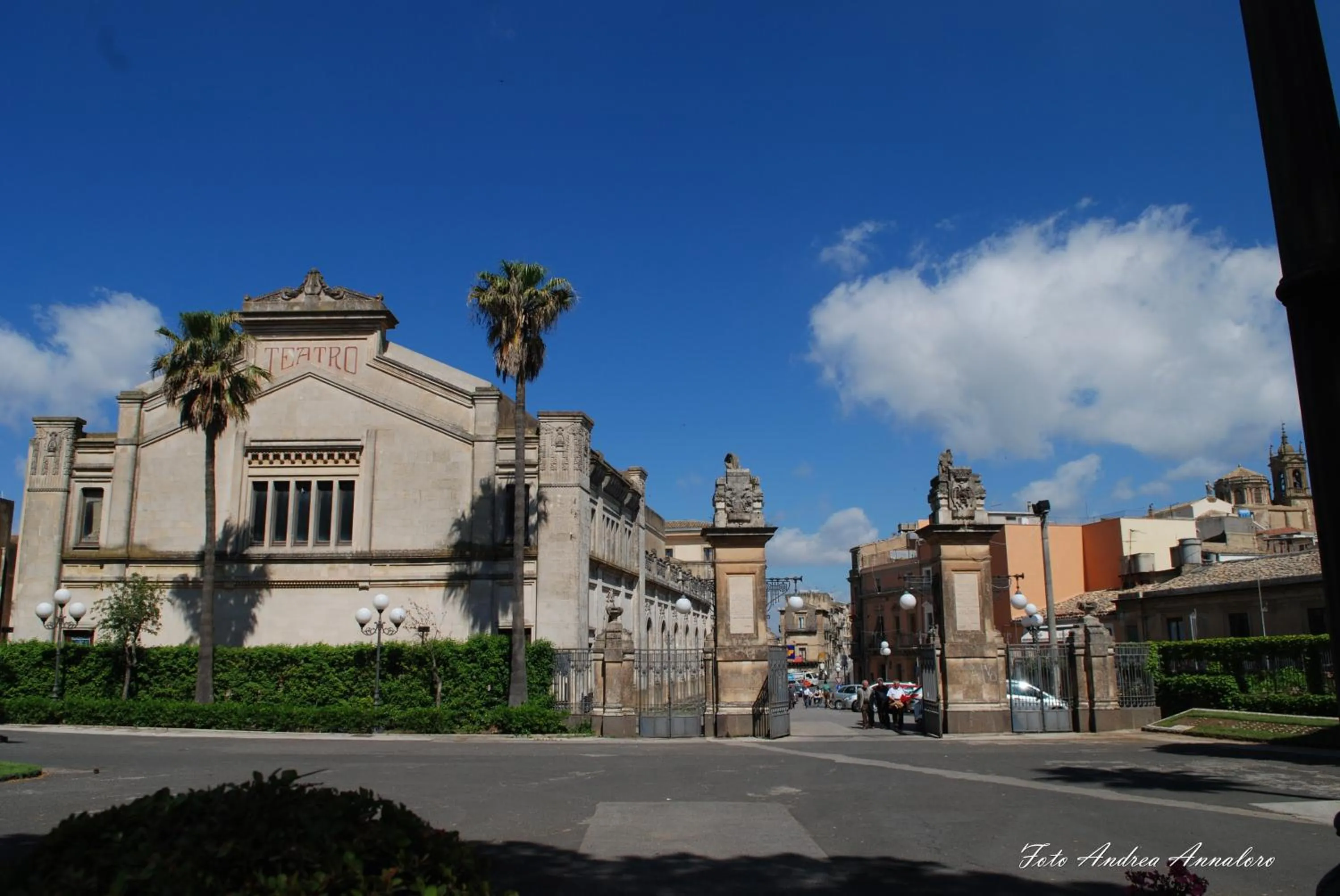 Property building in Appartamento al centro storico