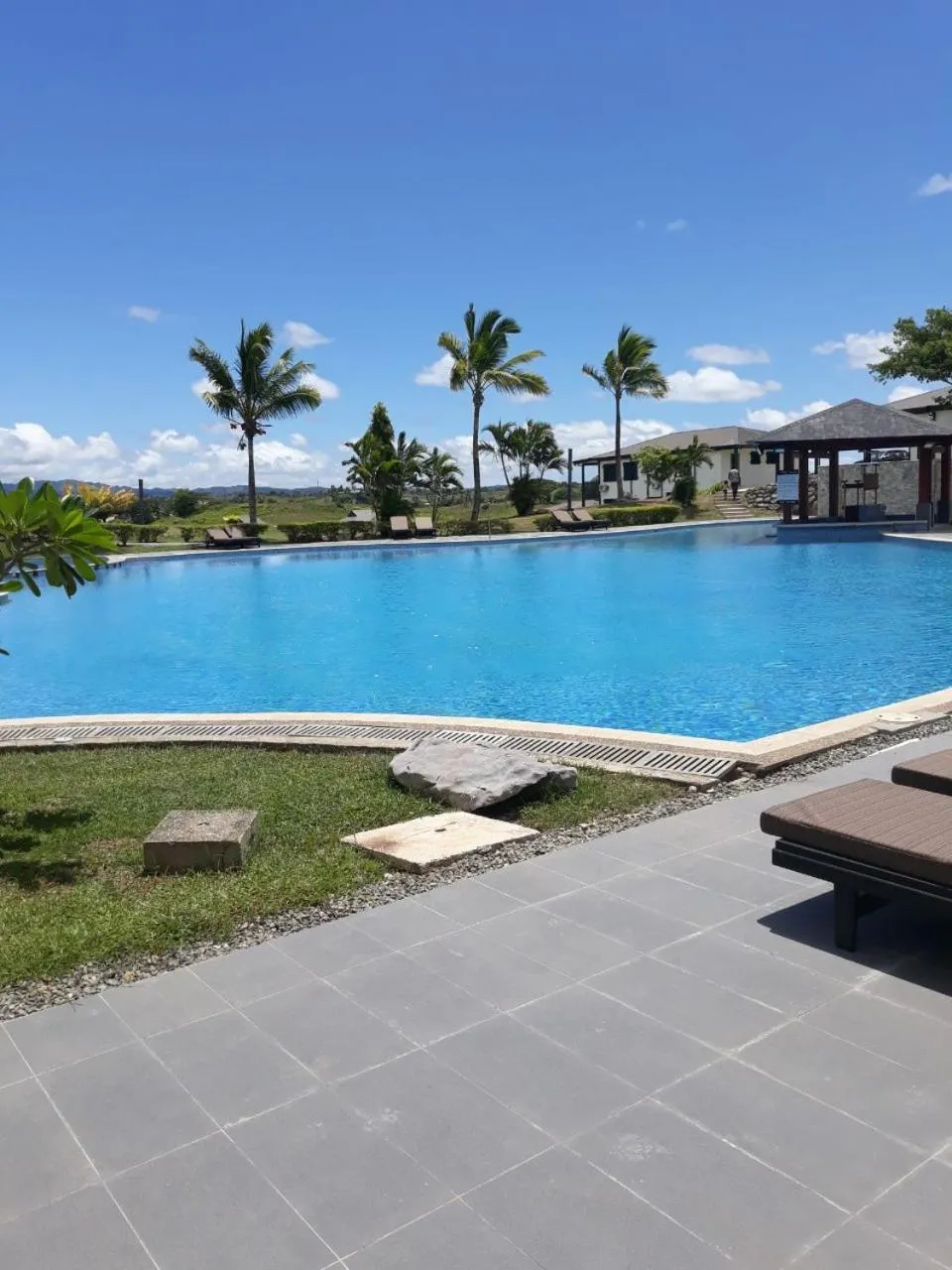 Swimming pool in Nasau Resort & Villas