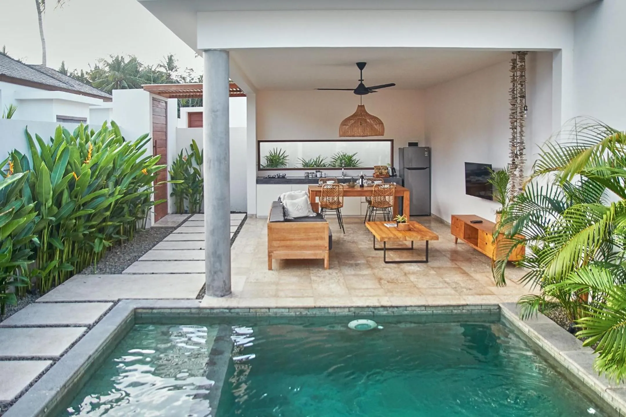 Pool view in Kumbara Villas