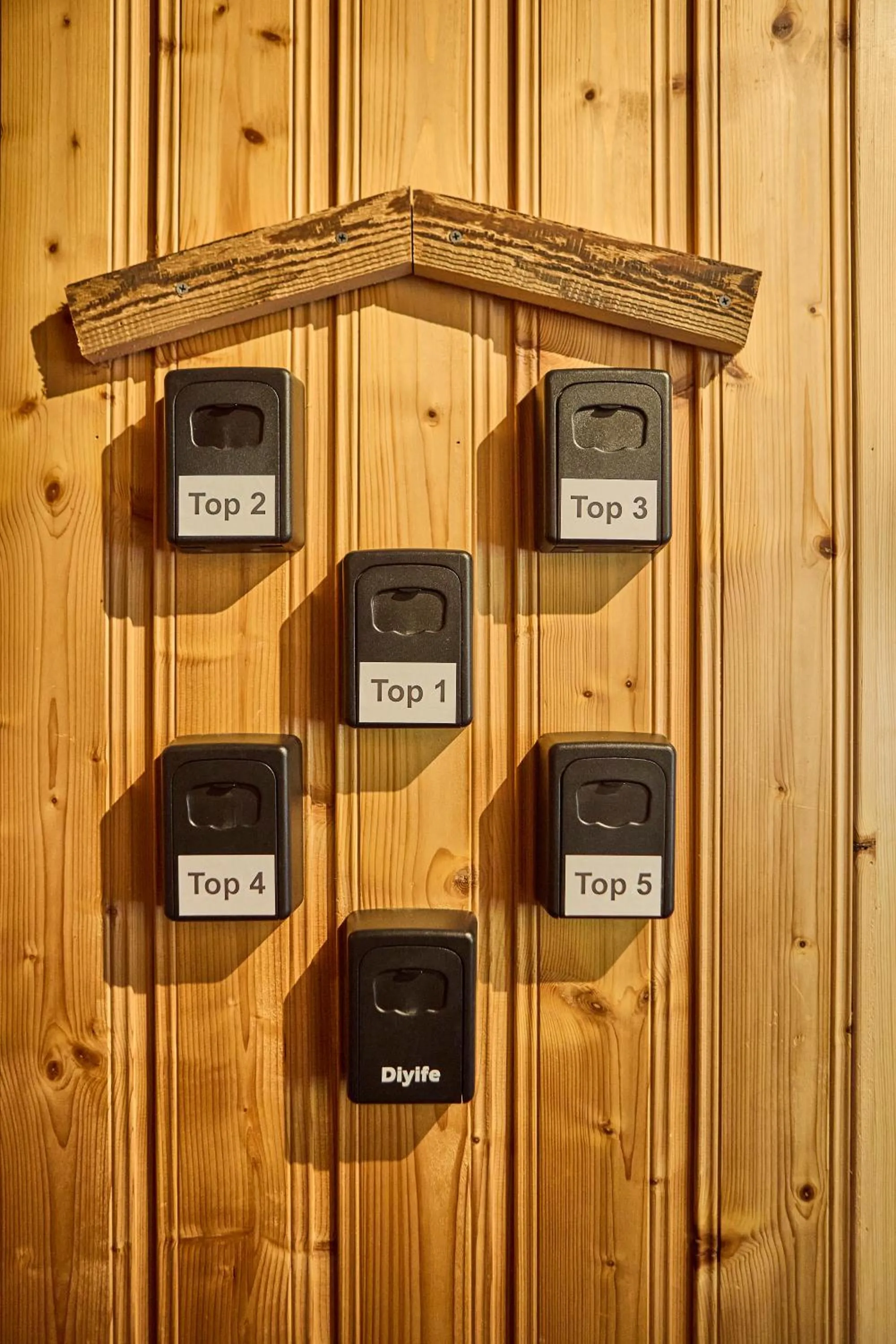 Decorative detail in Apartments Enzian