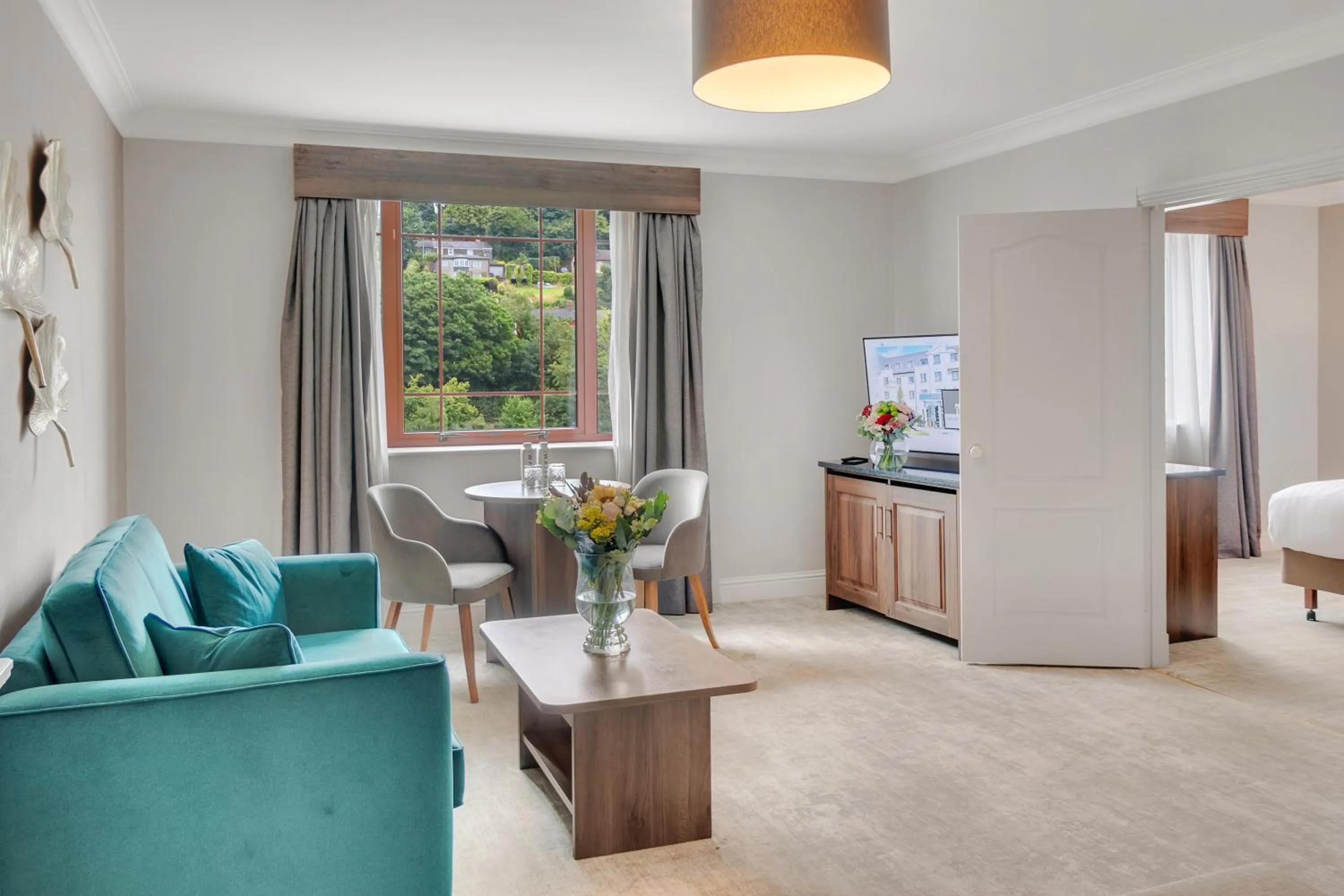 Bedroom in The Kingsley Hotel