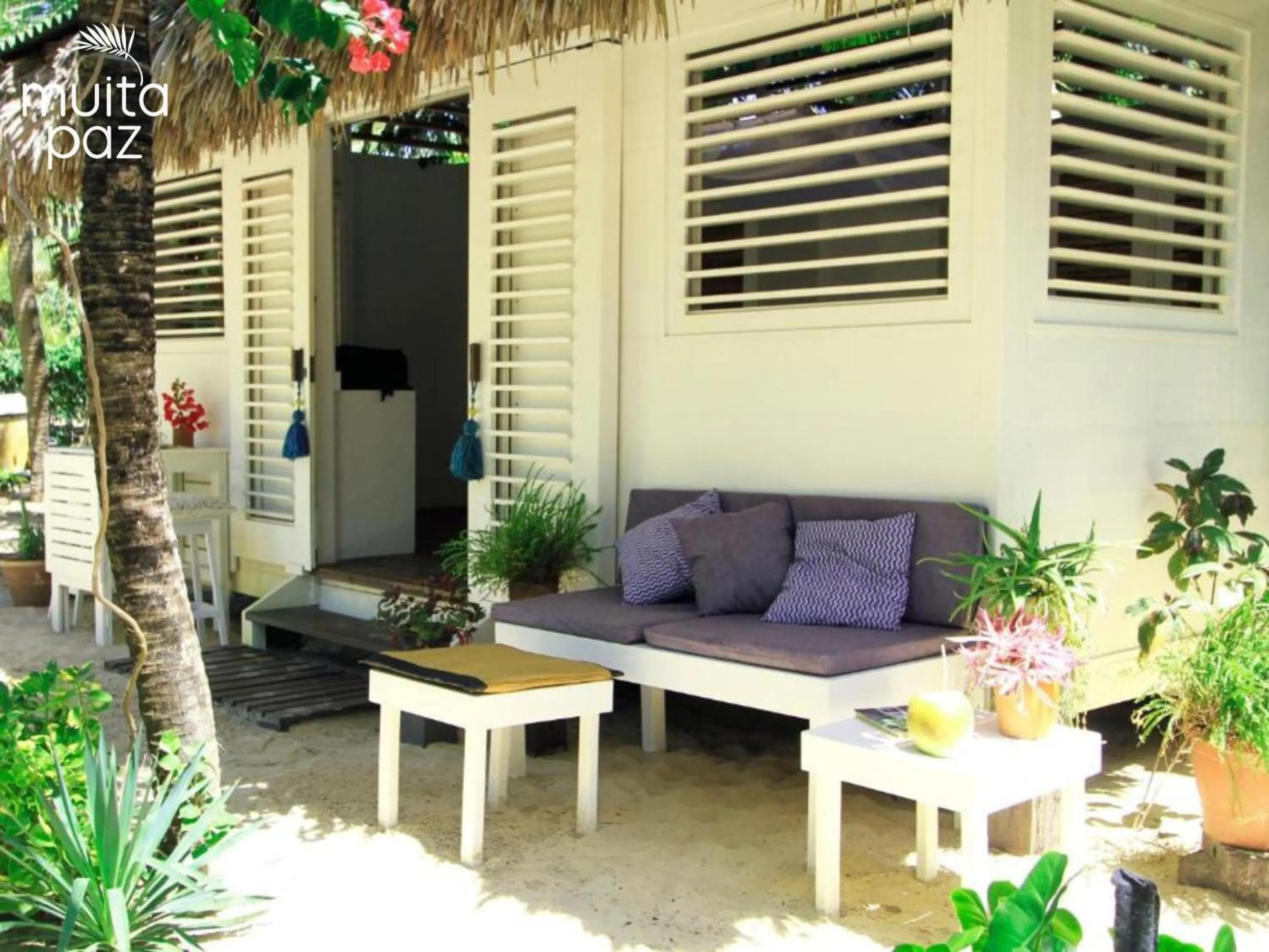 Facade/entrance in Muita Paz