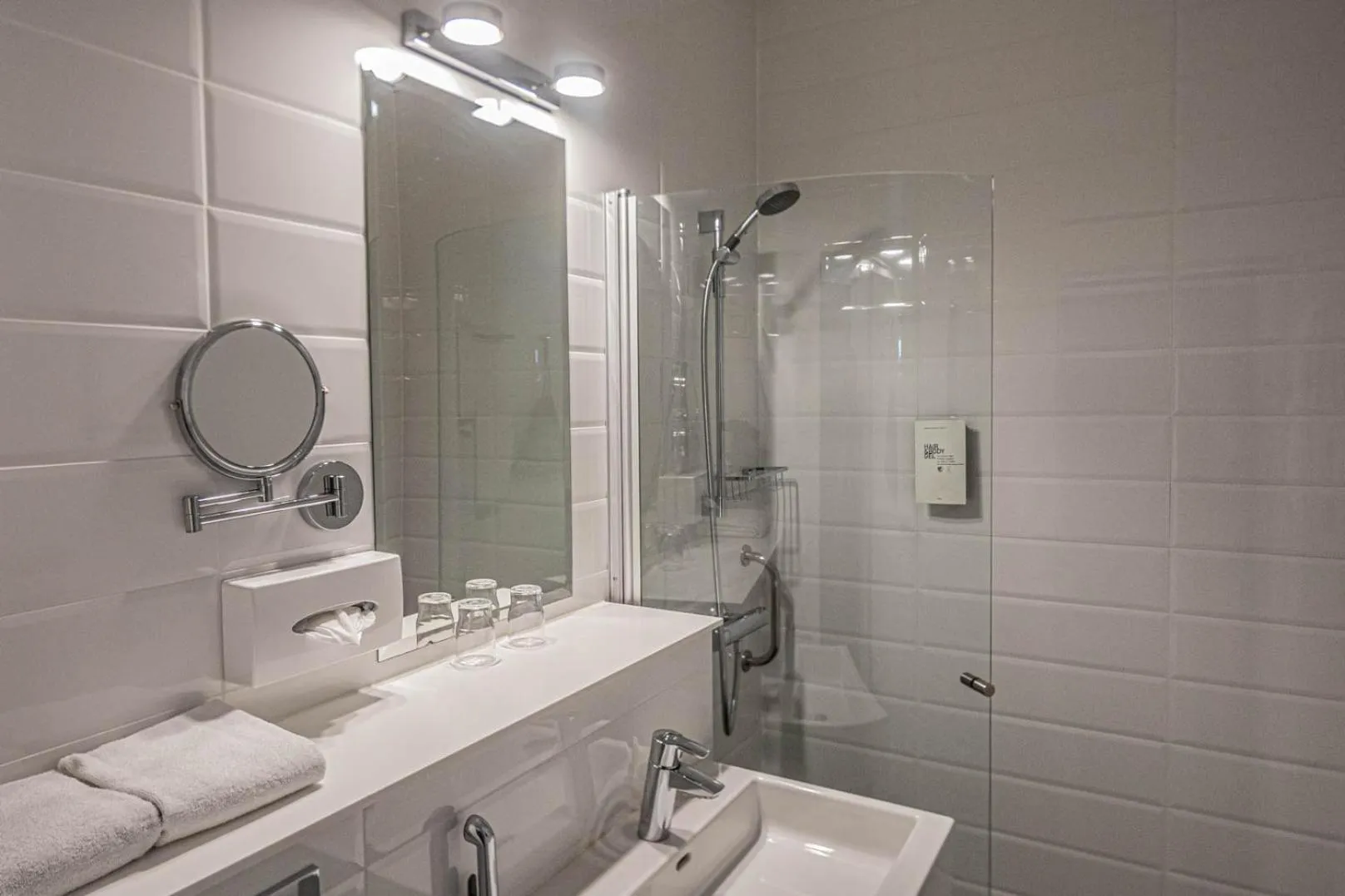 Bathroom in Regatta Spa Hotel