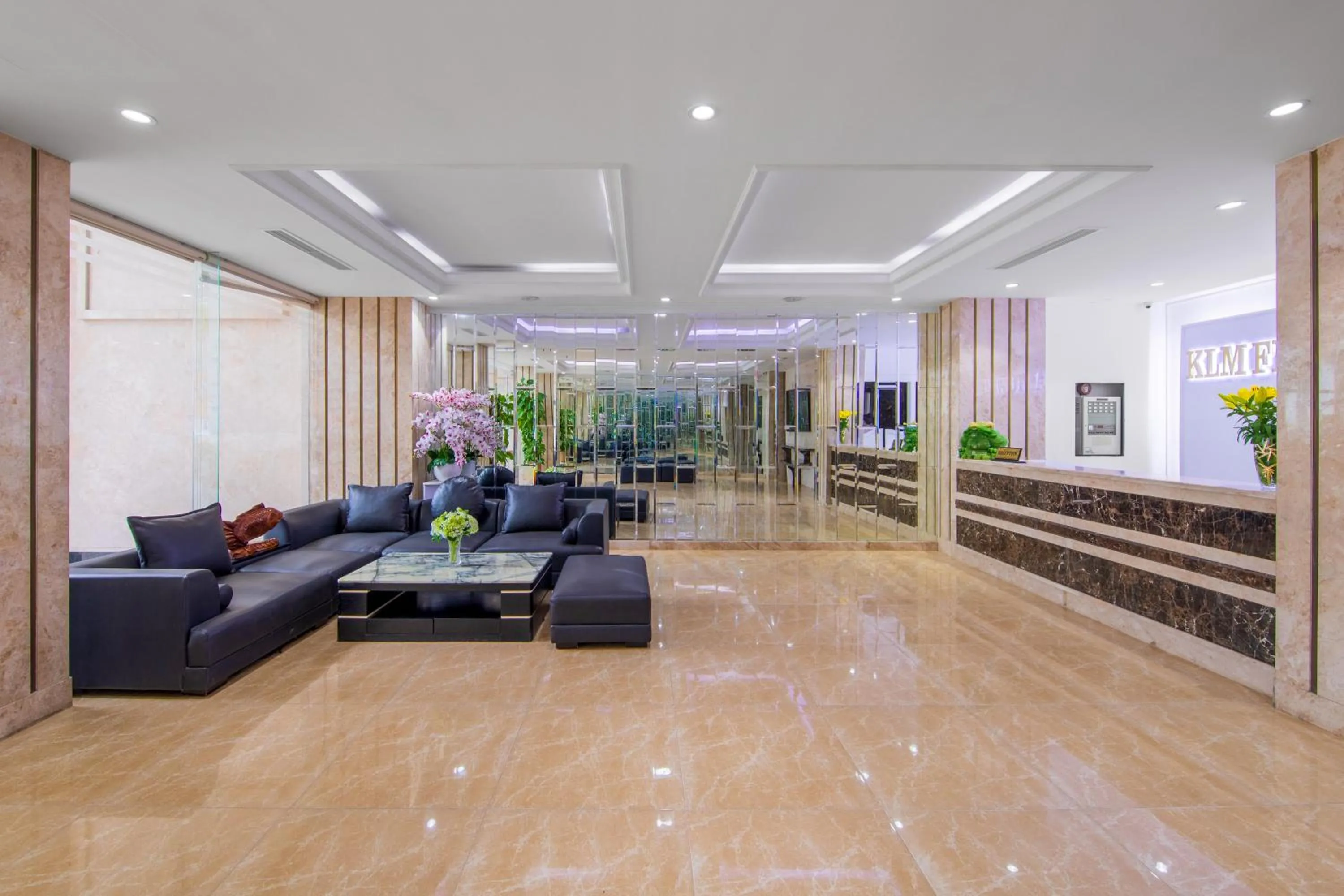 Lobby or reception in Kay Han Riverfront Hotel Da Nang